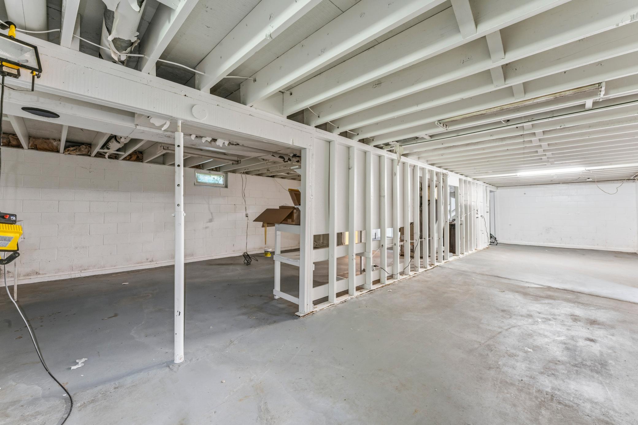 2225 Highway 63 N Property Photo 27