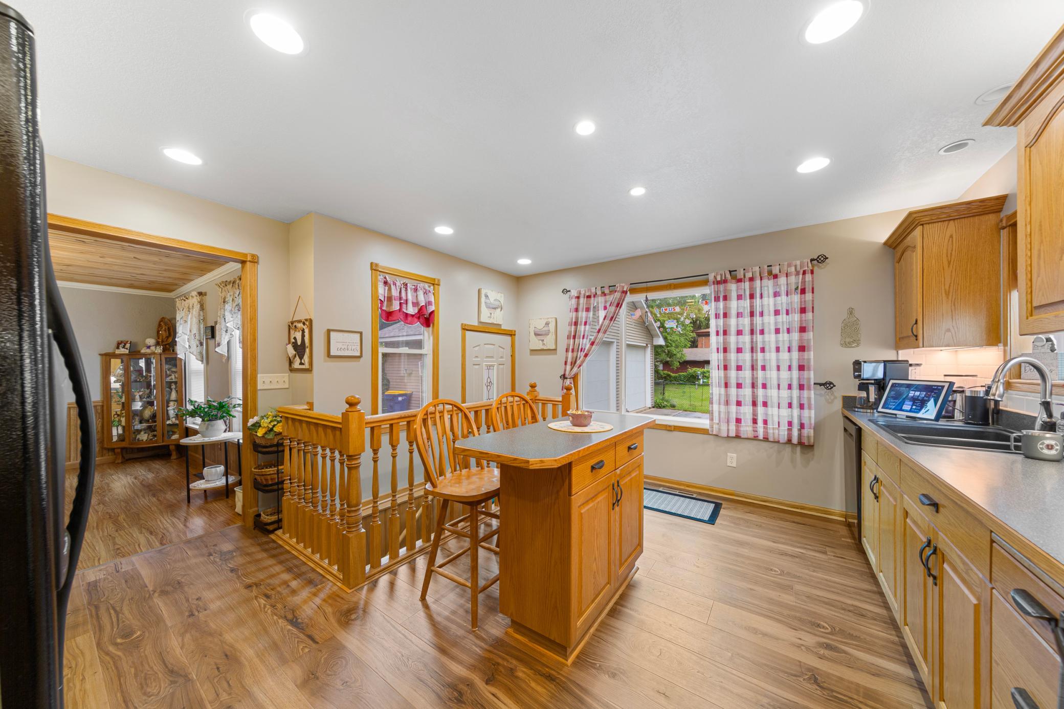 806 5th Street Nw Property Photo 7