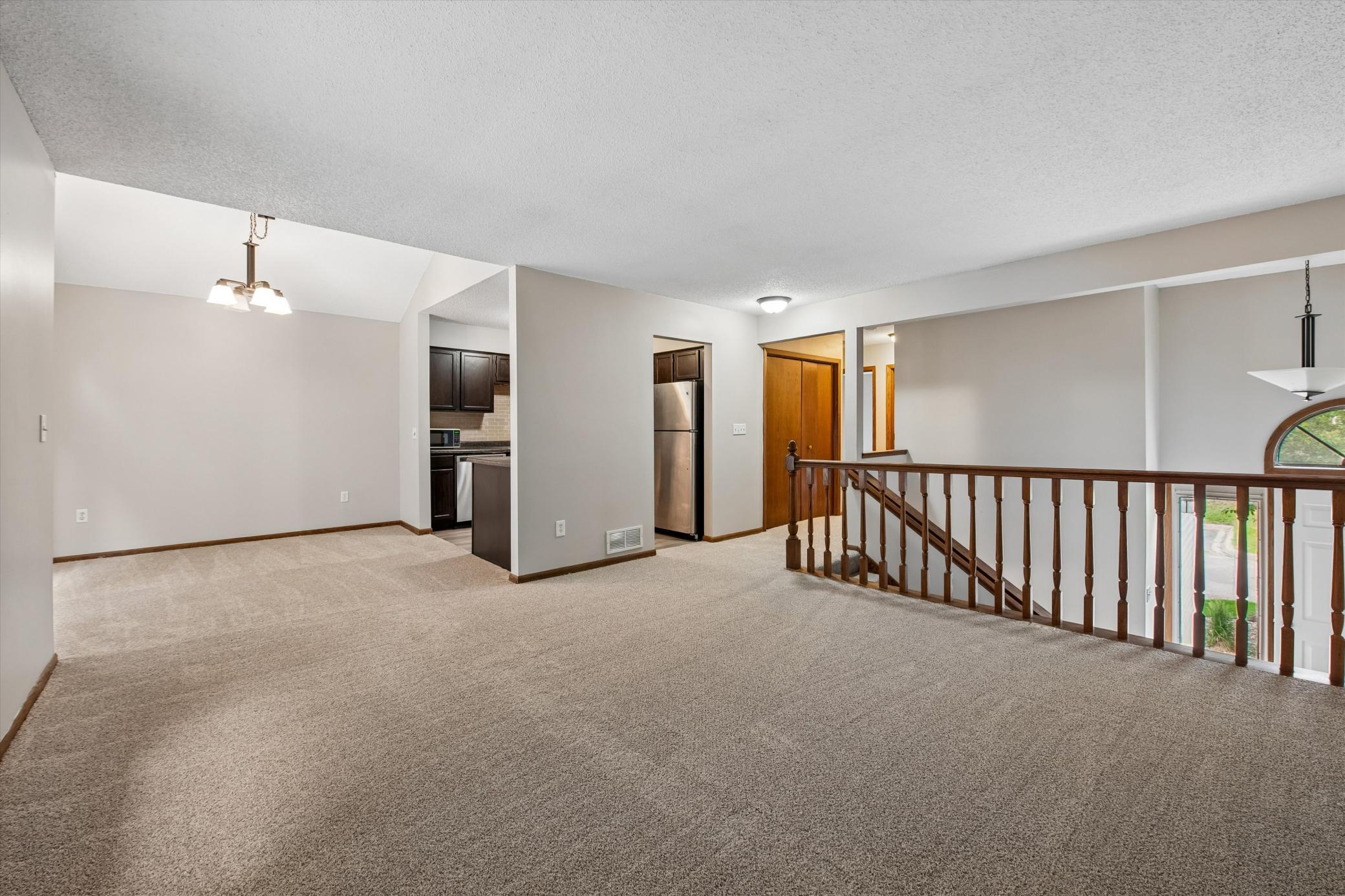4154 Meadowlark Way Property Photo 8