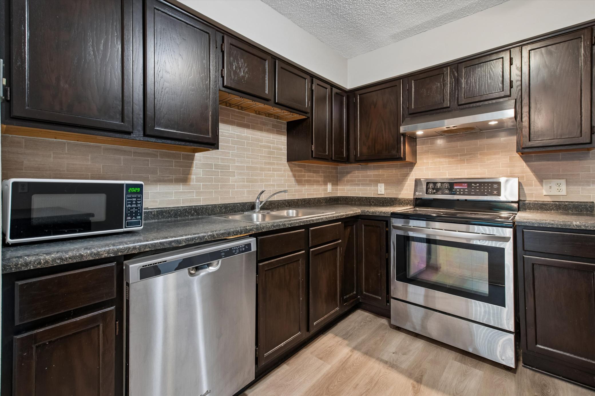 4154 Meadowlark Way Property Photo 15