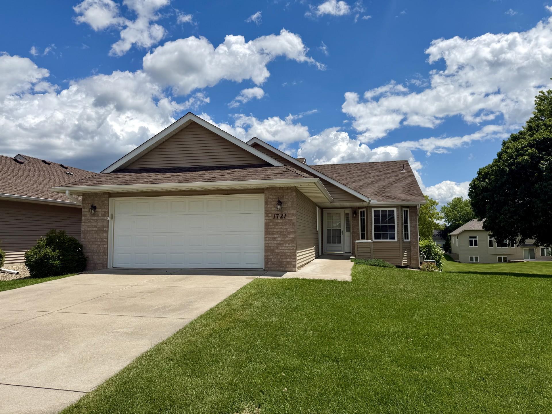 1721 Carleton Drive Property Photo 1