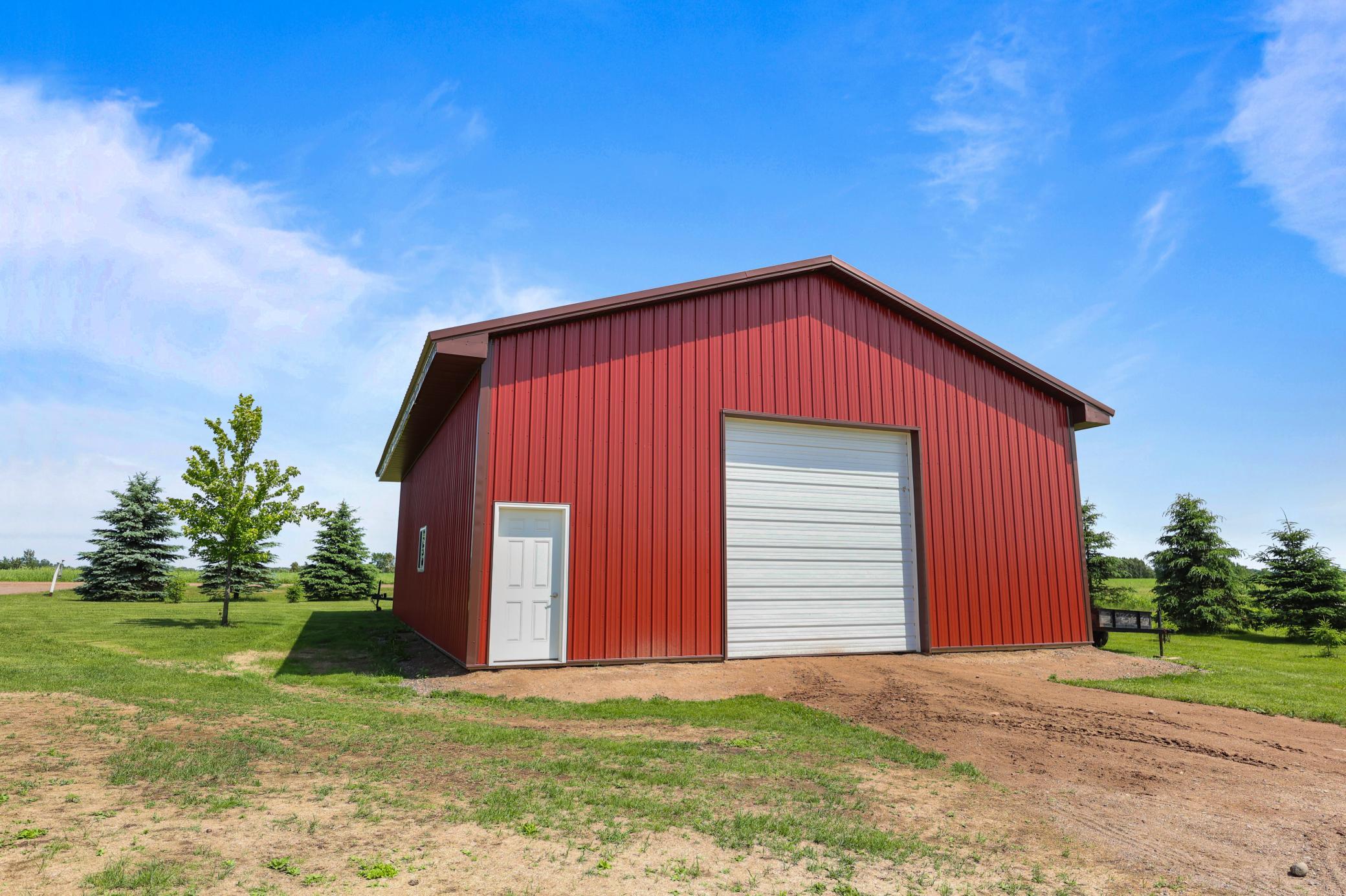34713 73rd Street Property Photo 4