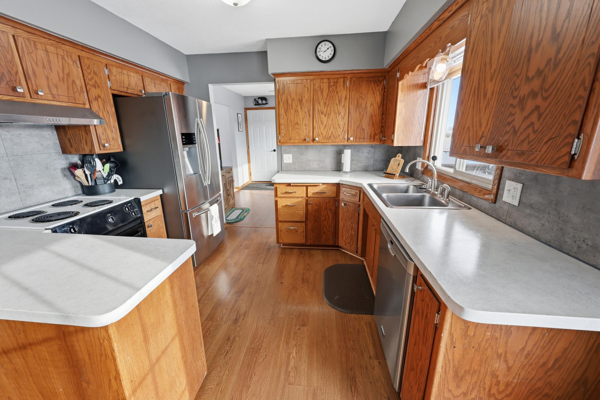 34713 73rd Street Property Photo 12