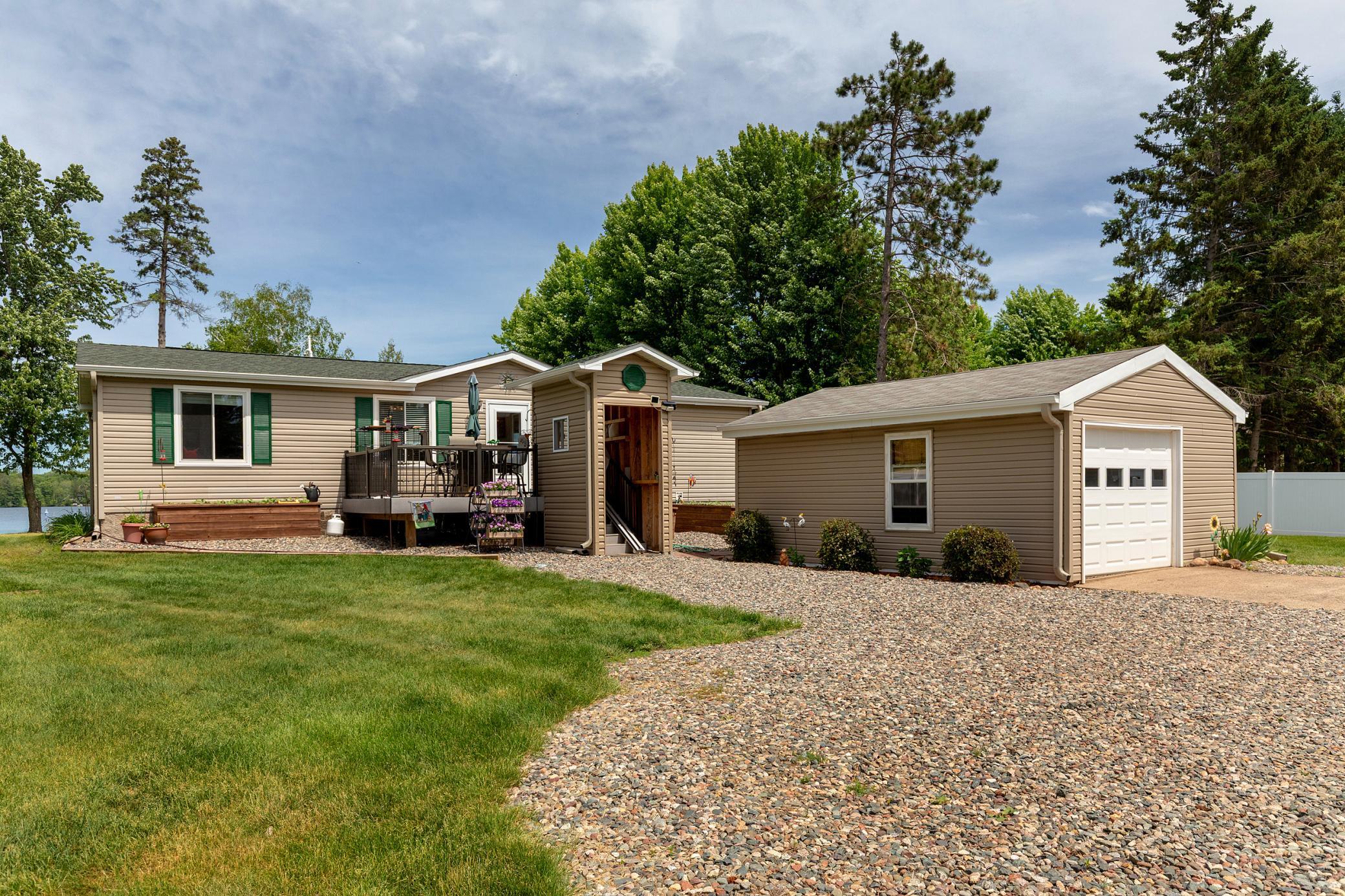 42718 303rd Place Property Photo 10
