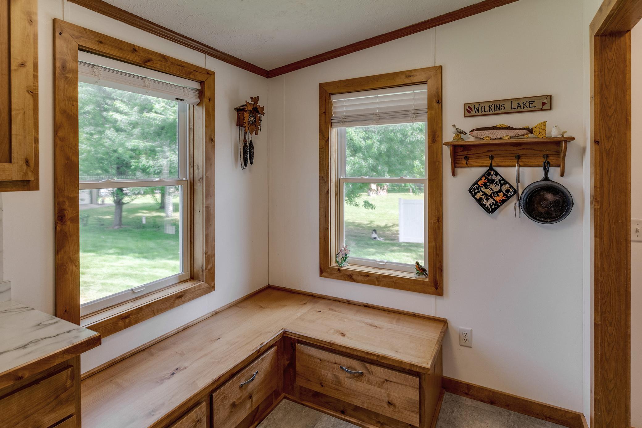 42718 303rd Place Property Photo 14