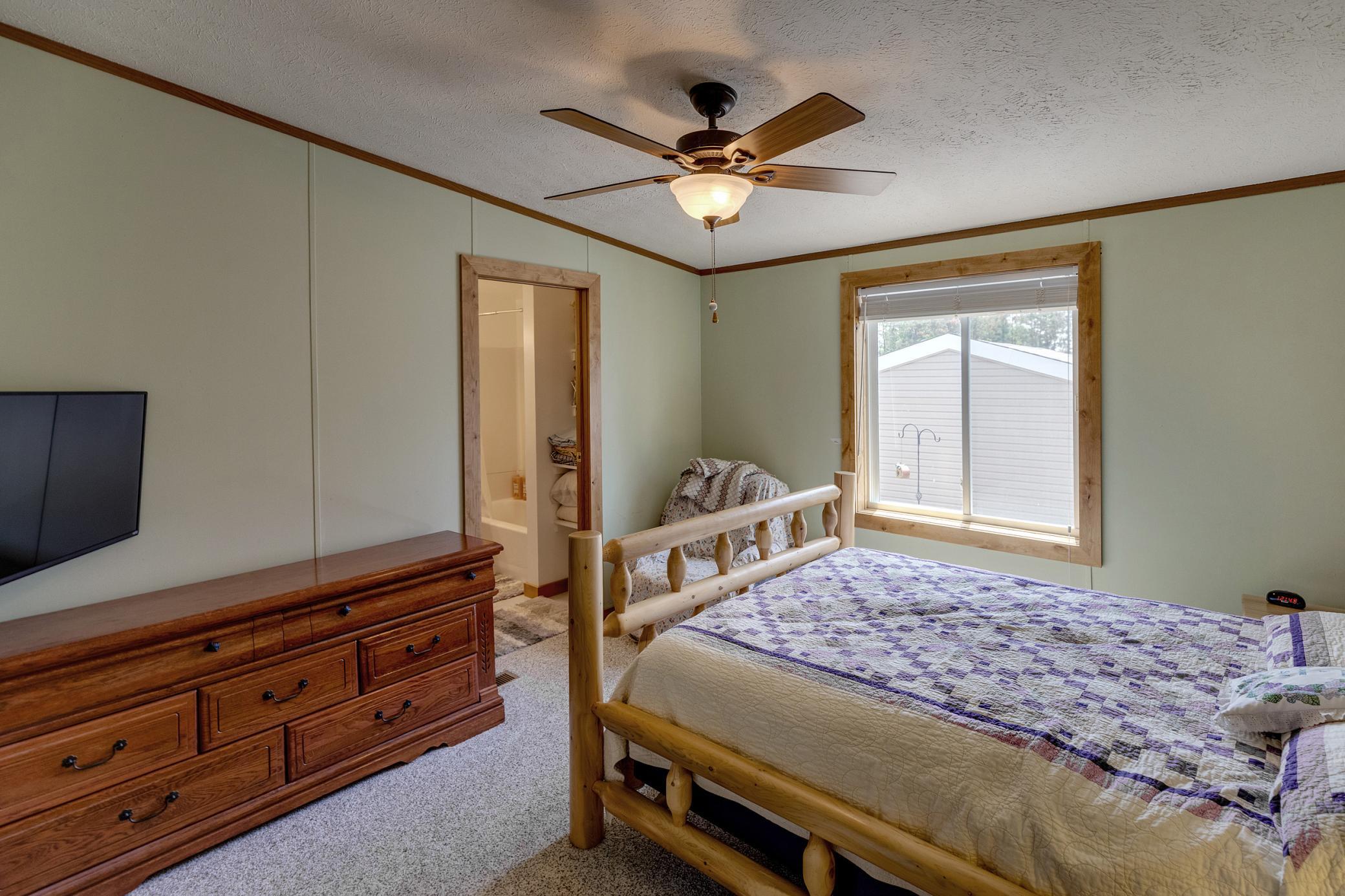 42718 303rd Place Property Photo 21