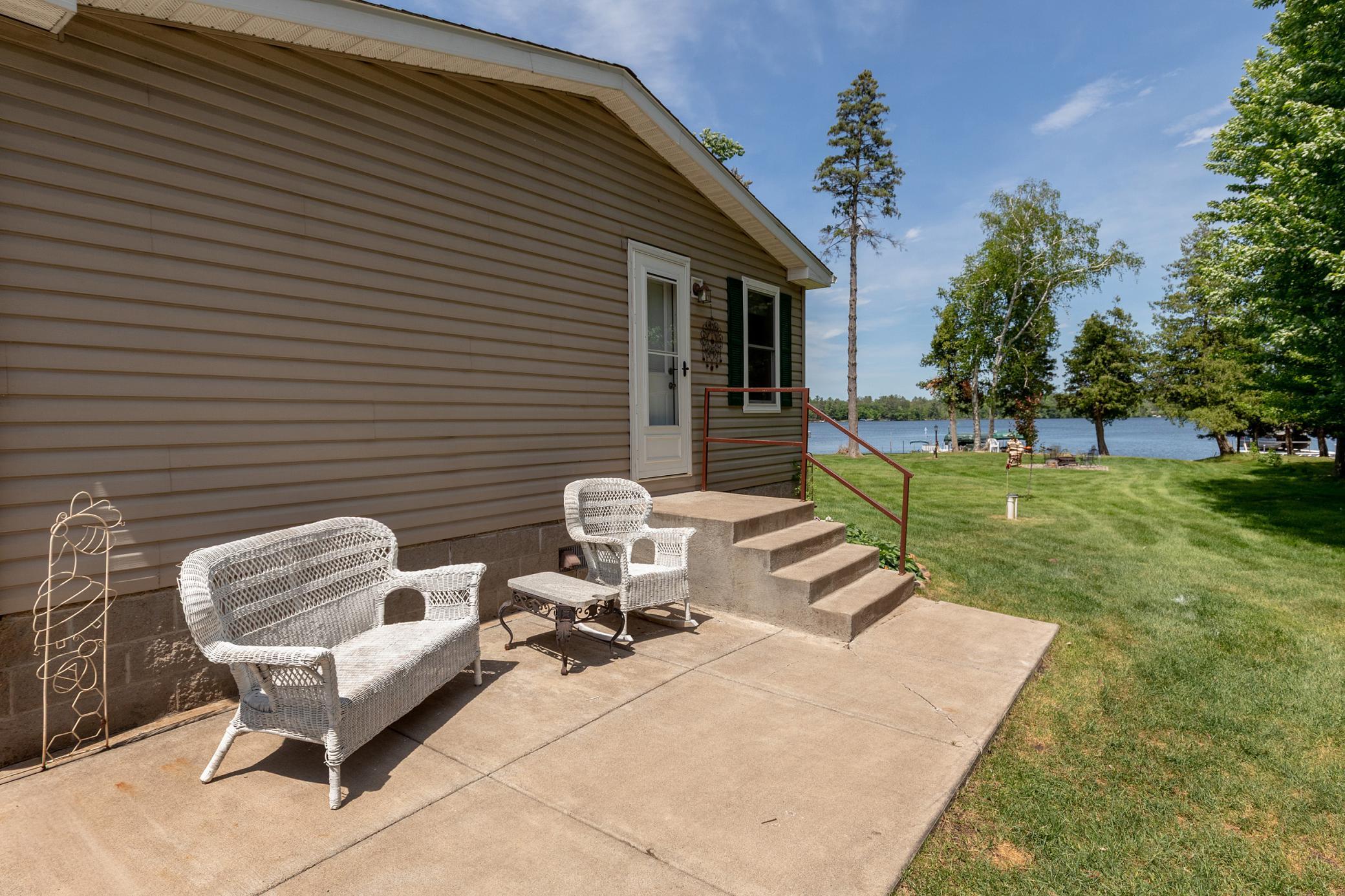 42718 303rd Place Property Photo 32