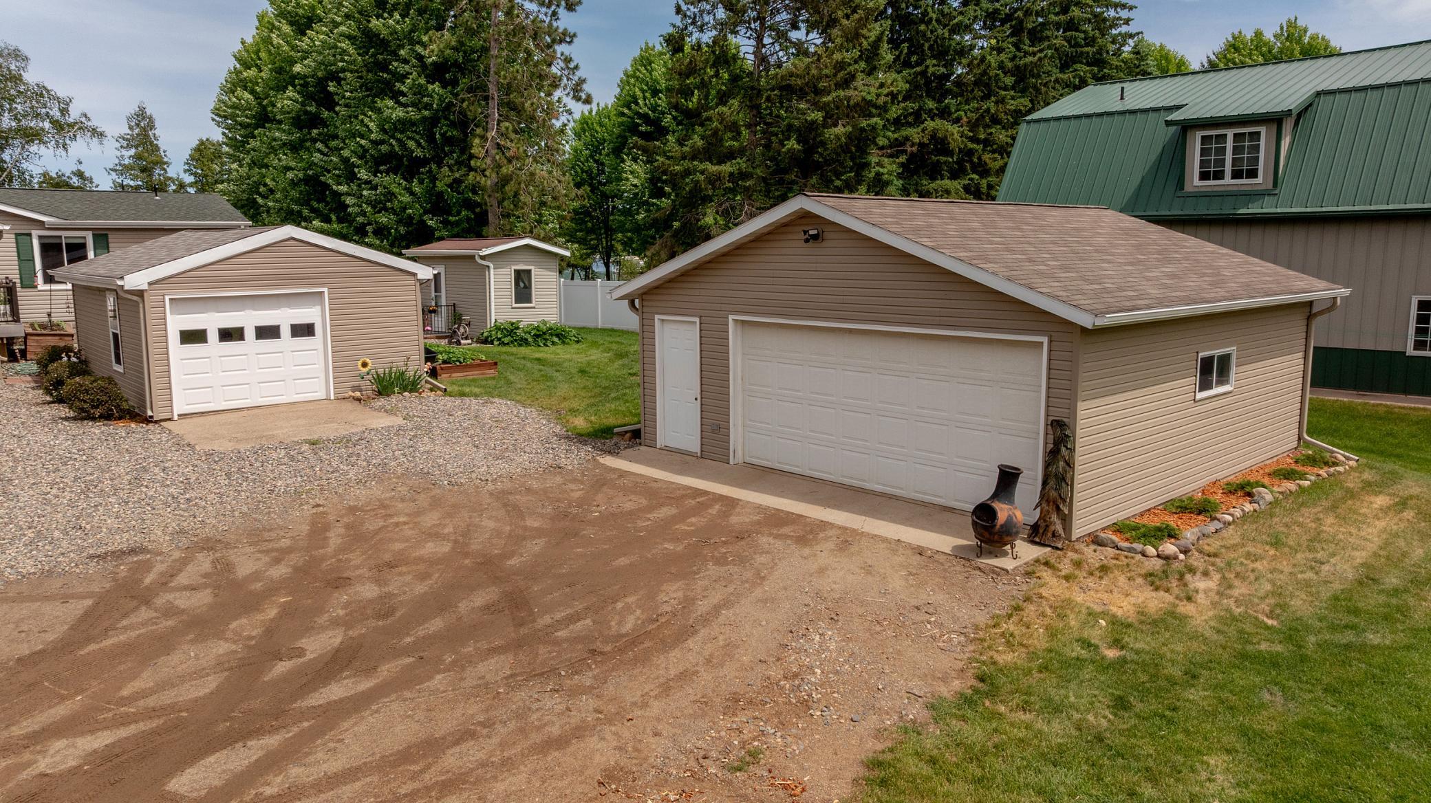 42718 303rd Place Property Photo 33
