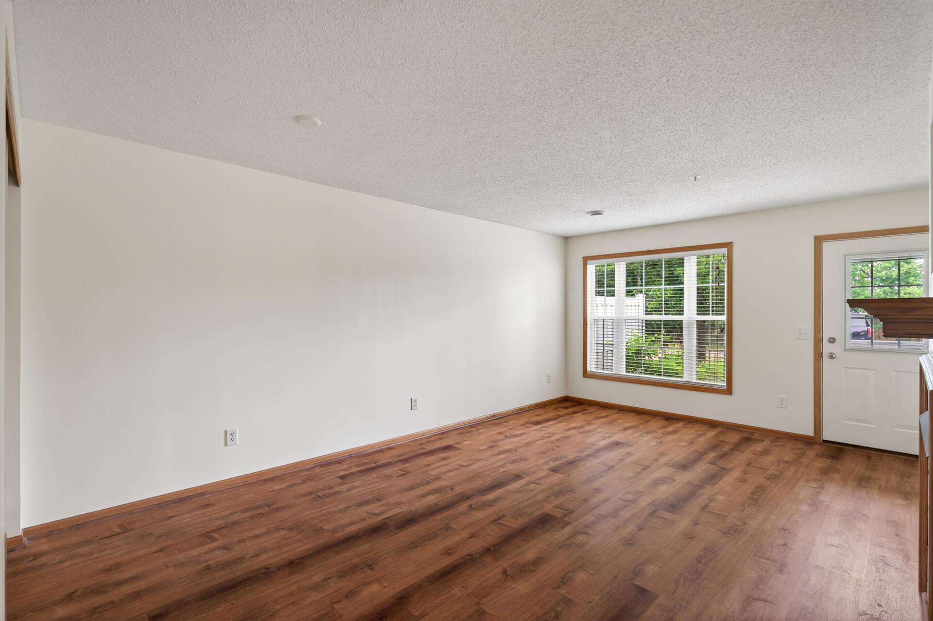 10104 Fillmore Street Ne A Property Photo 4