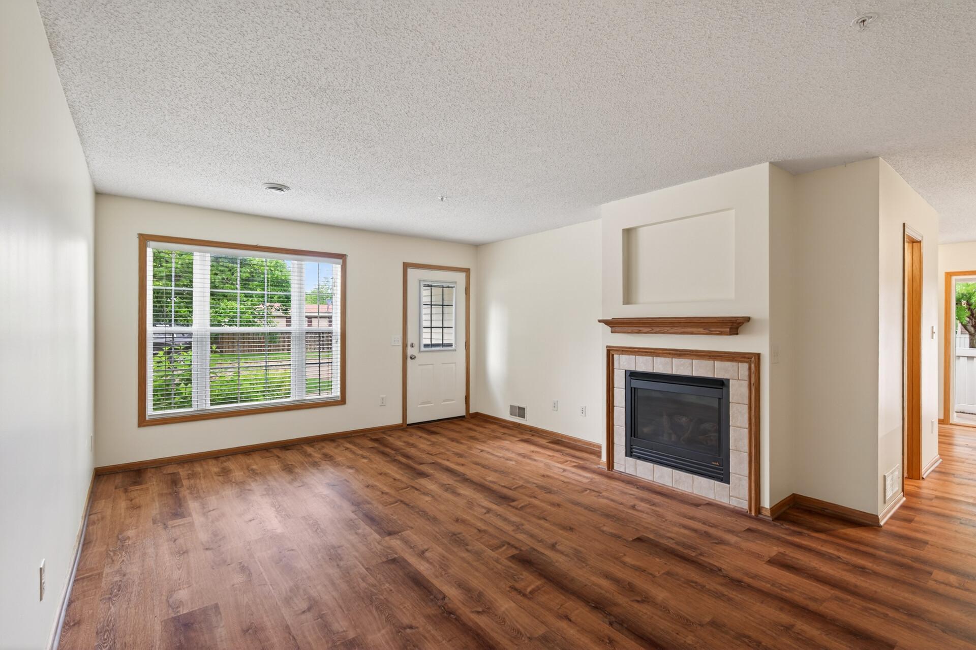 10104 Fillmore Street Ne A Property Photo 6