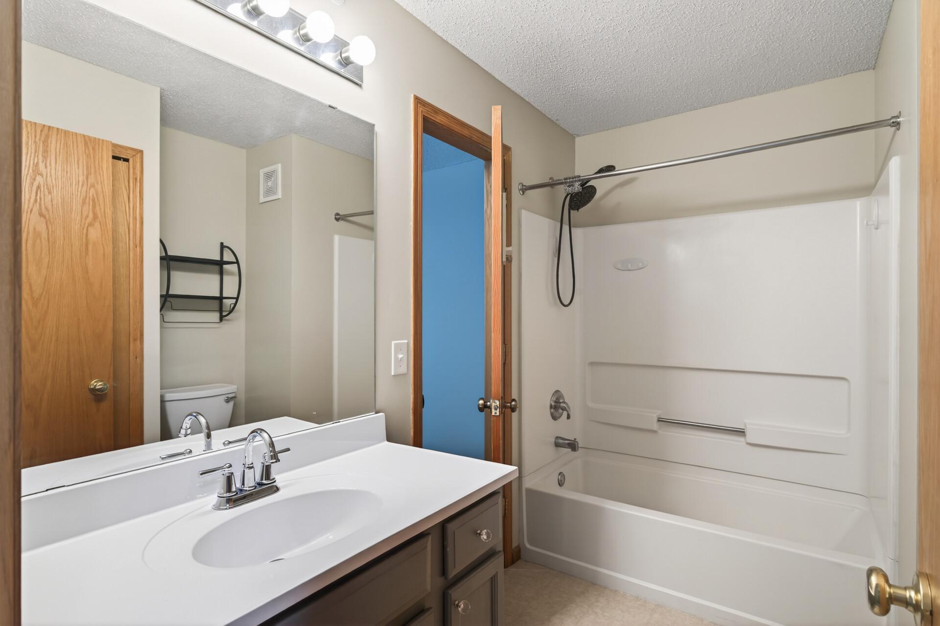 10104 Fillmore Street Ne A Property Photo 25
