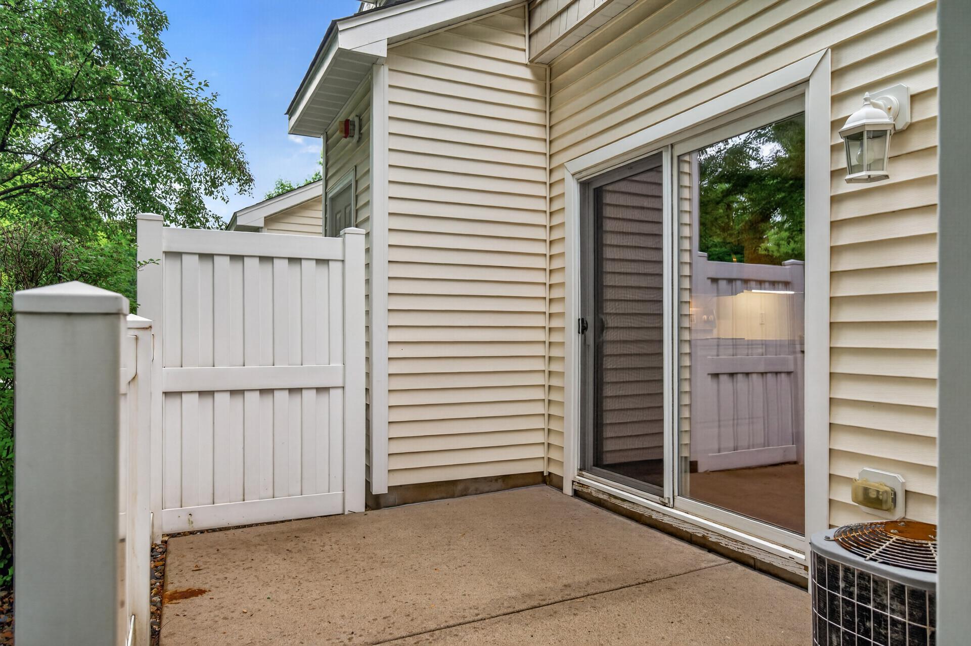 10104 Fillmore Street Ne A Property Photo 38