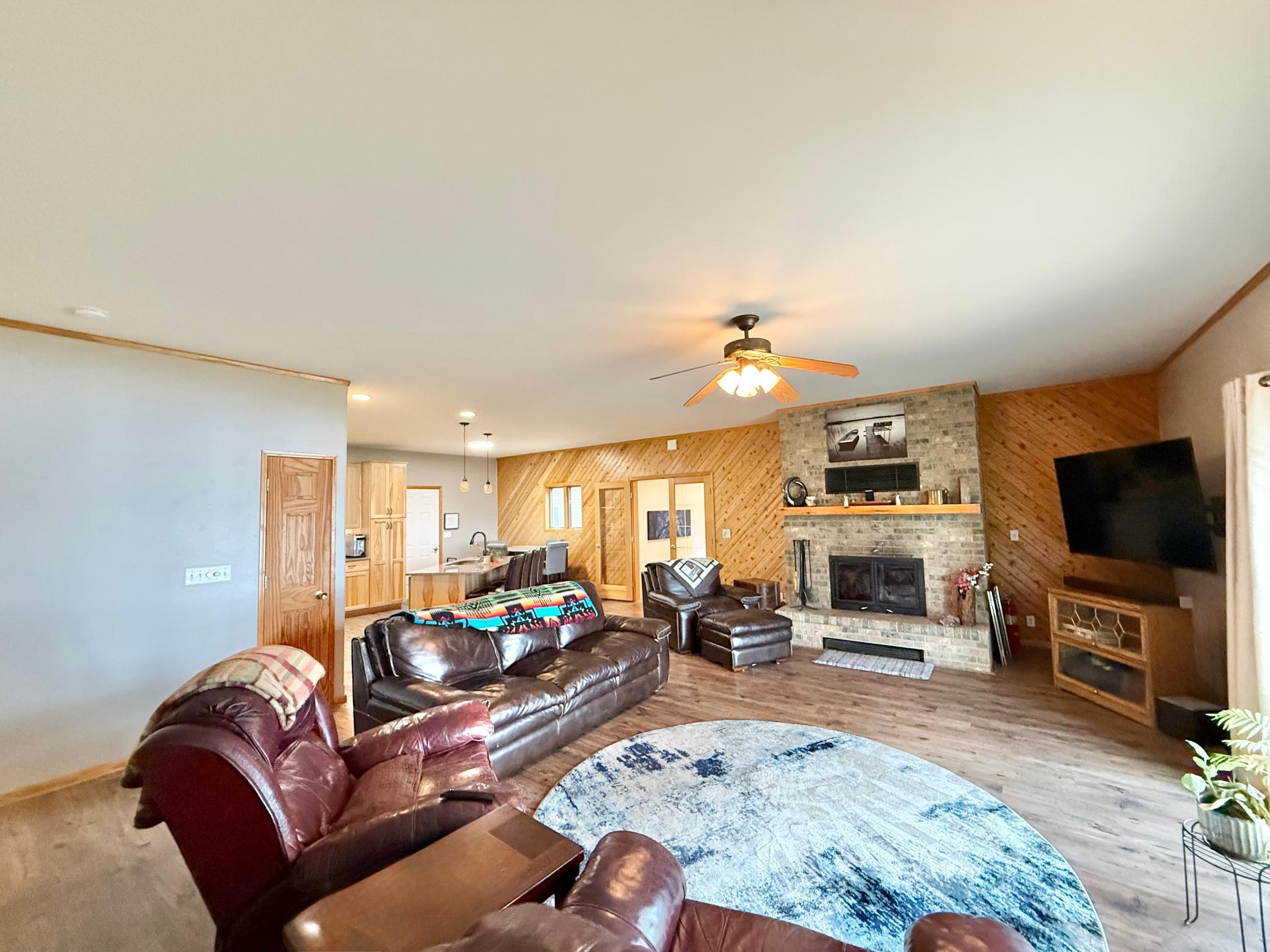32088 E Round Lake Rd Property Photo 17