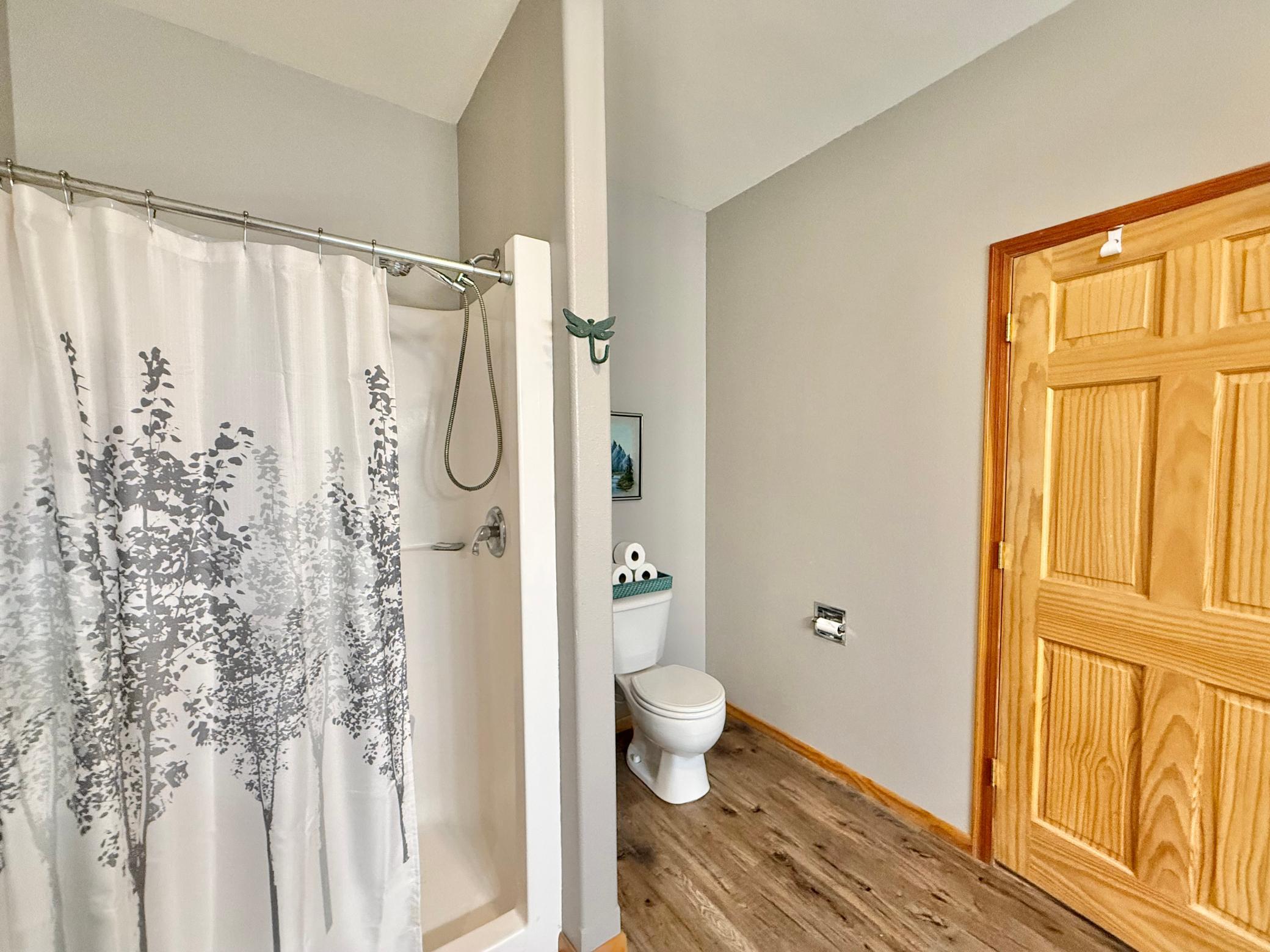 32088 E Round Lake Rd Property Photo 21