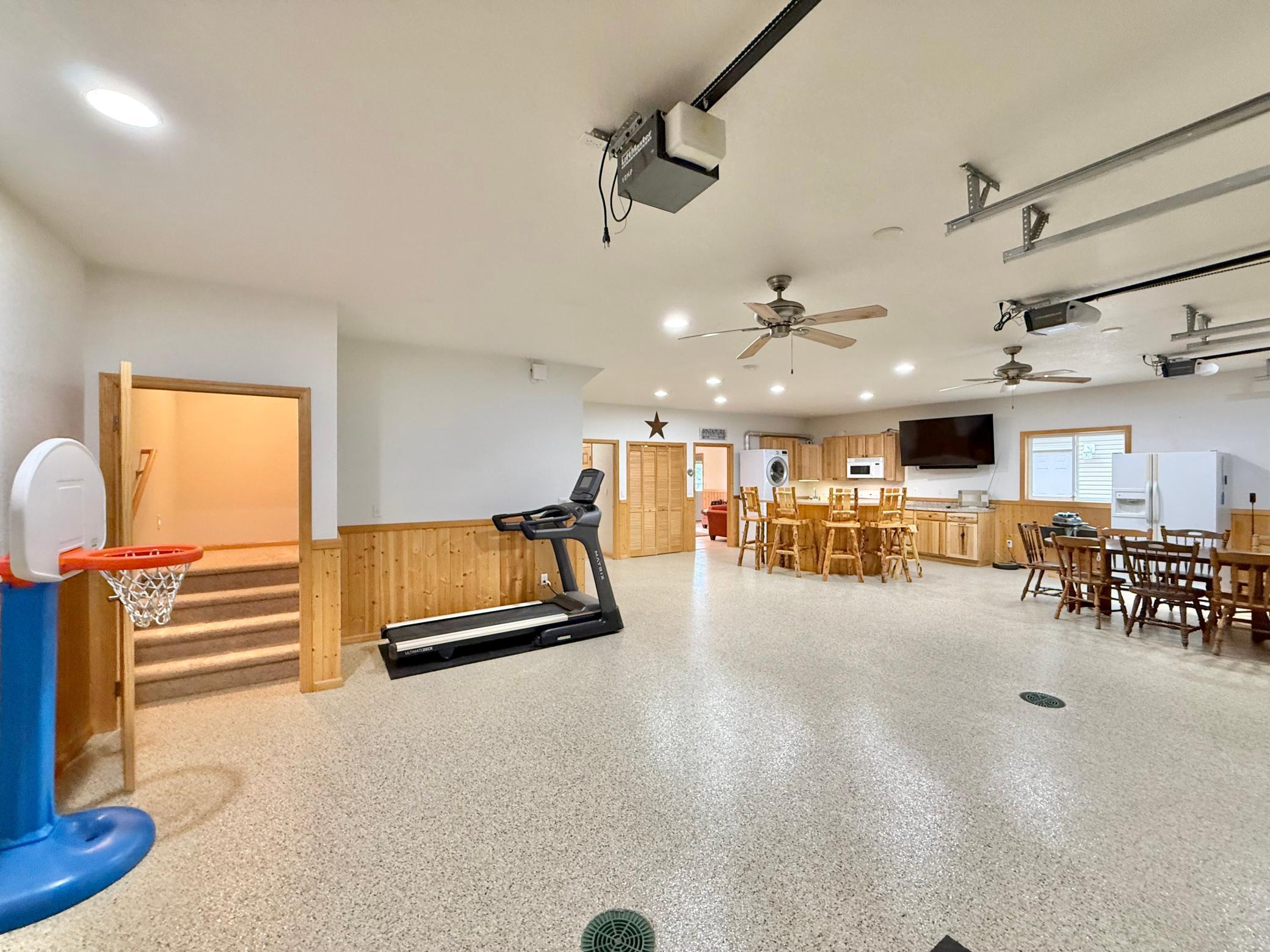 32088 E Round Lake Rd Property Photo 36