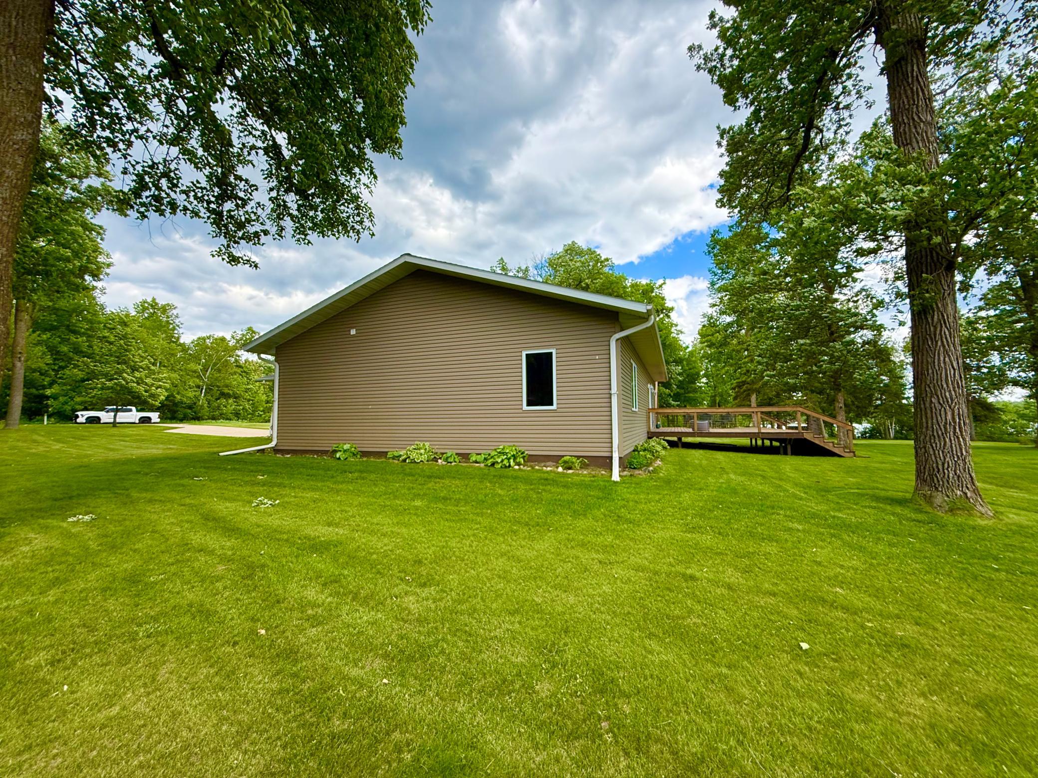 32088 E Round Lake Rd Property Photo 72