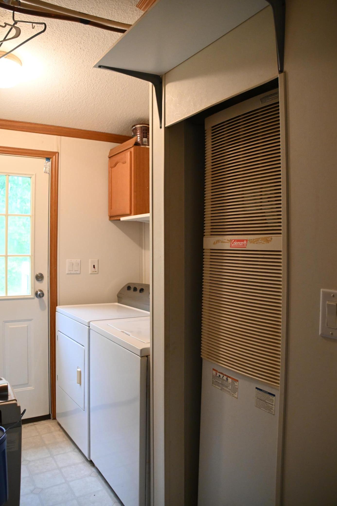 481 E River Road Property Photo 29