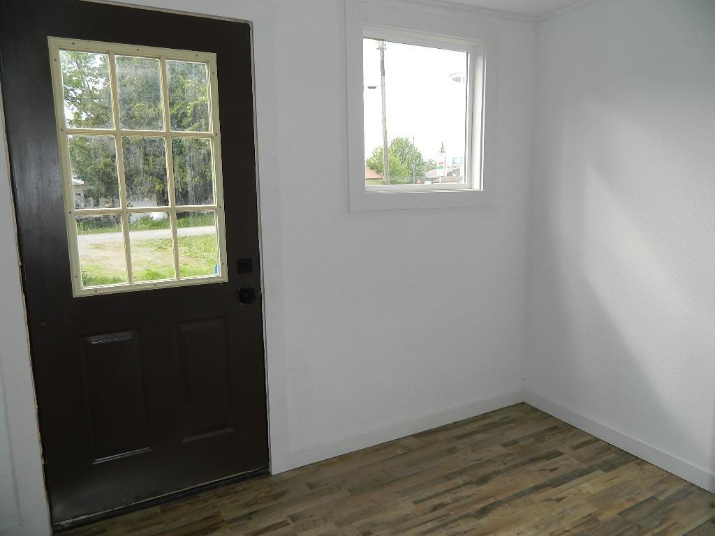 117 Front Street Property Photo 2