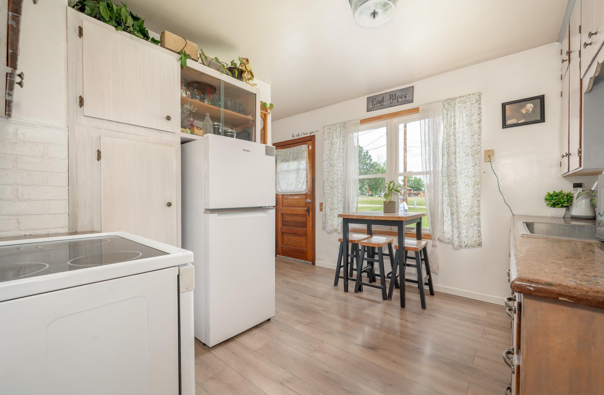 309 8th Avenue Property Photo 4