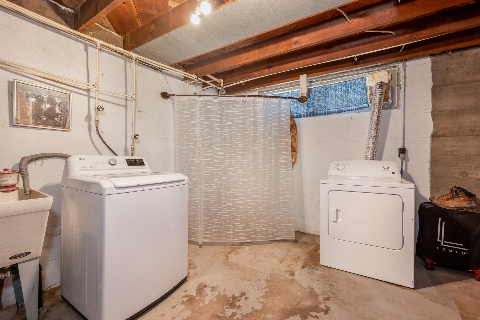 309 8th Avenue Property Photo 16