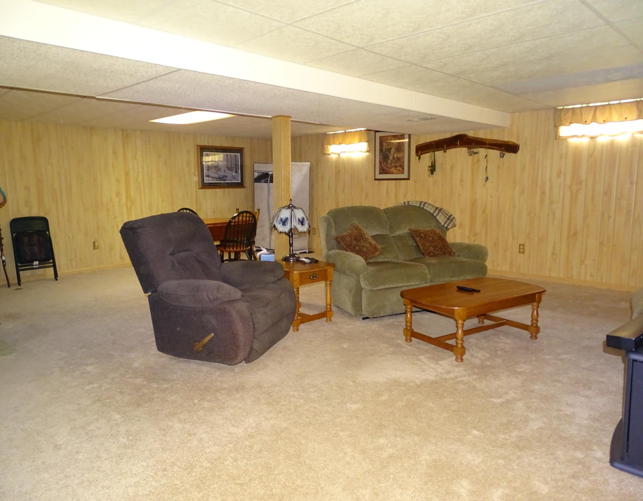 922 Auth Street Property Photo 27