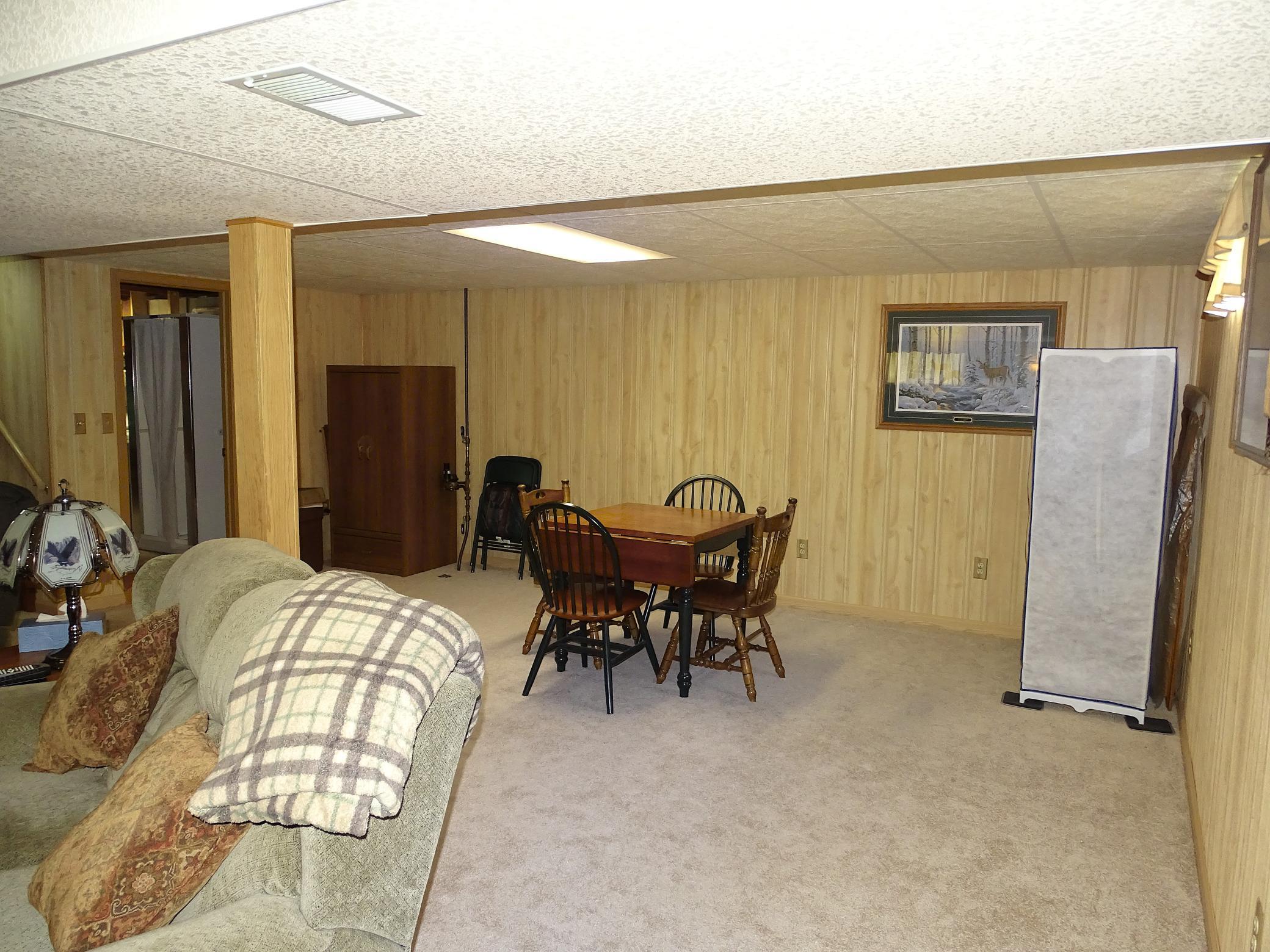 922 Auth Street Property Photo 31