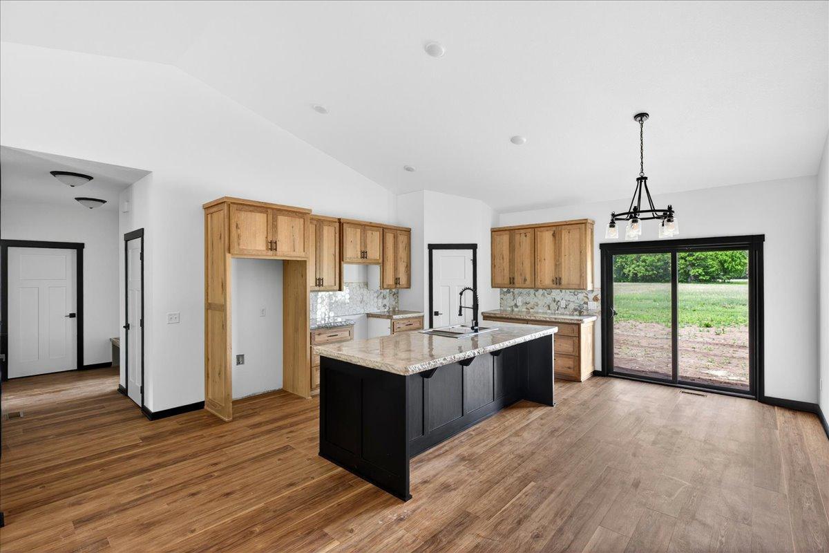 12085 Sunrise Road Property Photo 10
