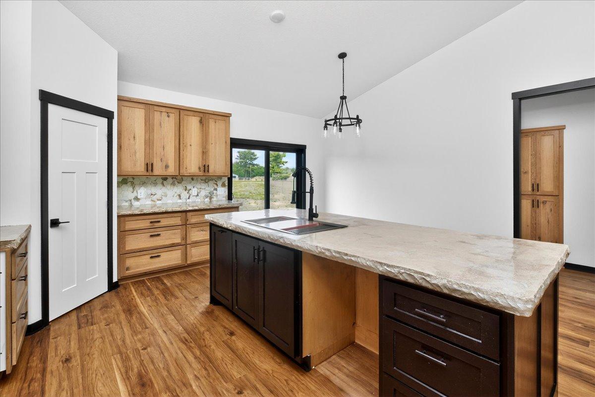 12085 Sunrise Road Property Photo 15