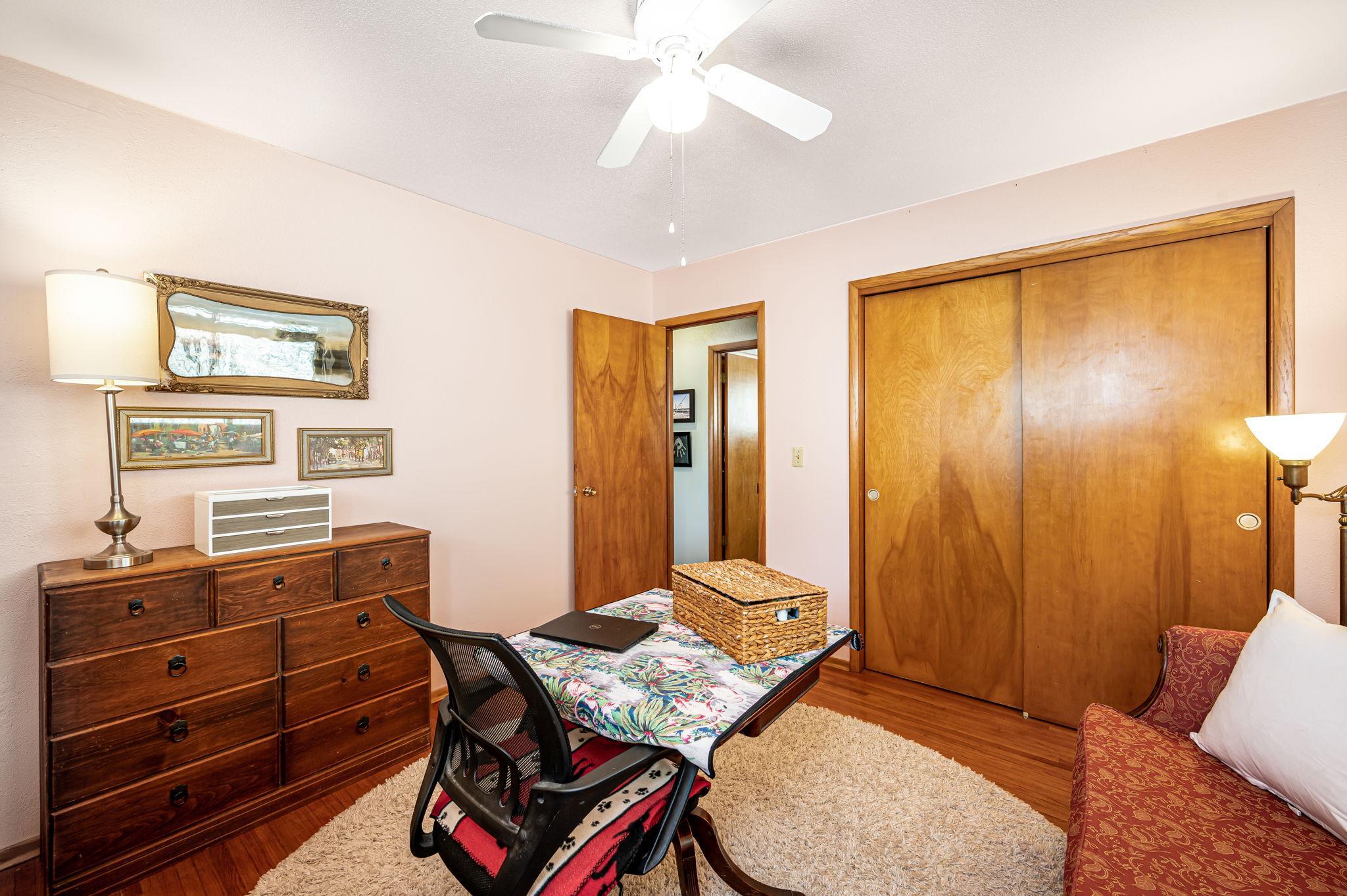 48050 Old River Bluff Road Property Photo 14