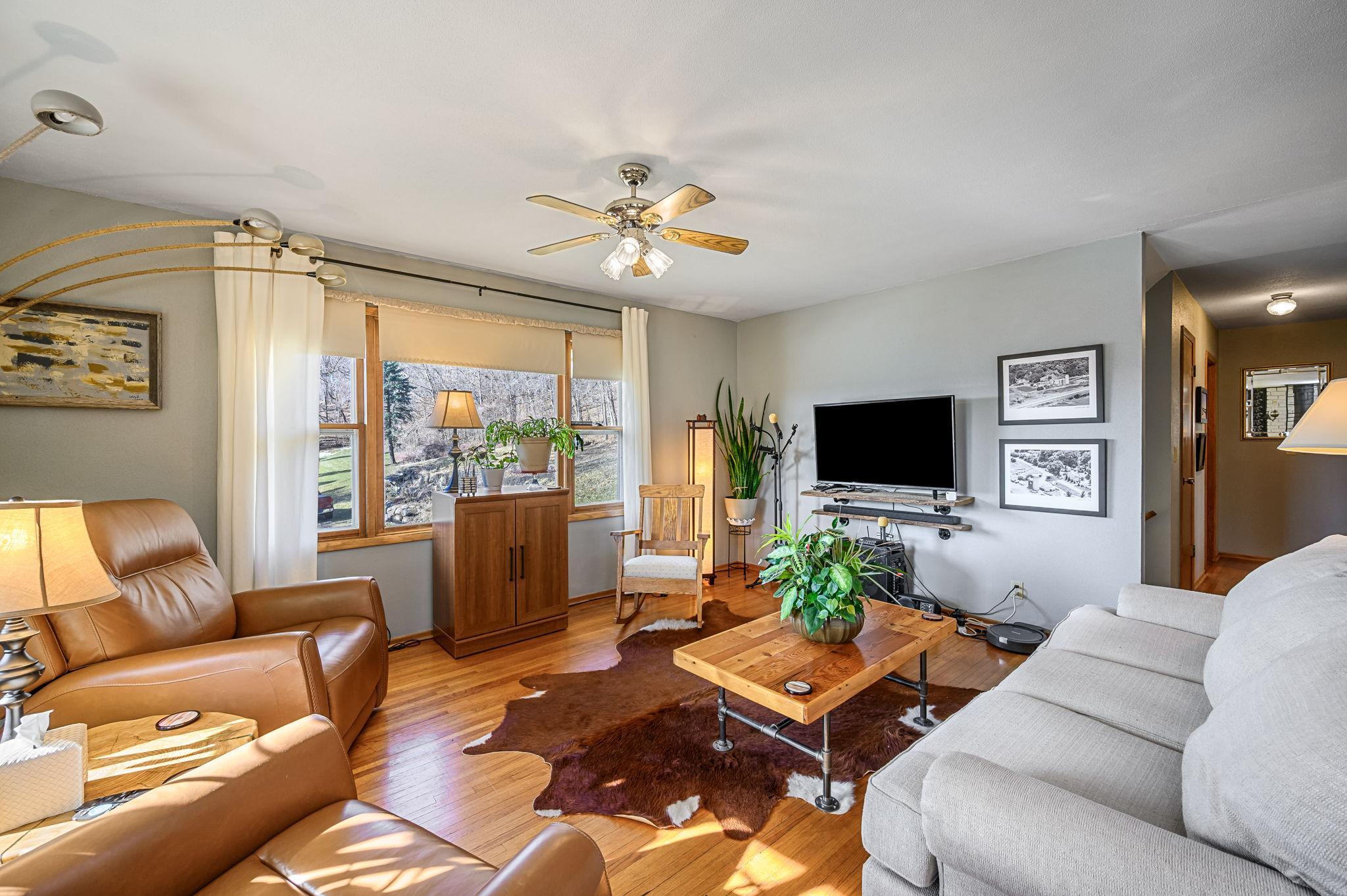 48050 Old River Bluff Road Property Photo 48