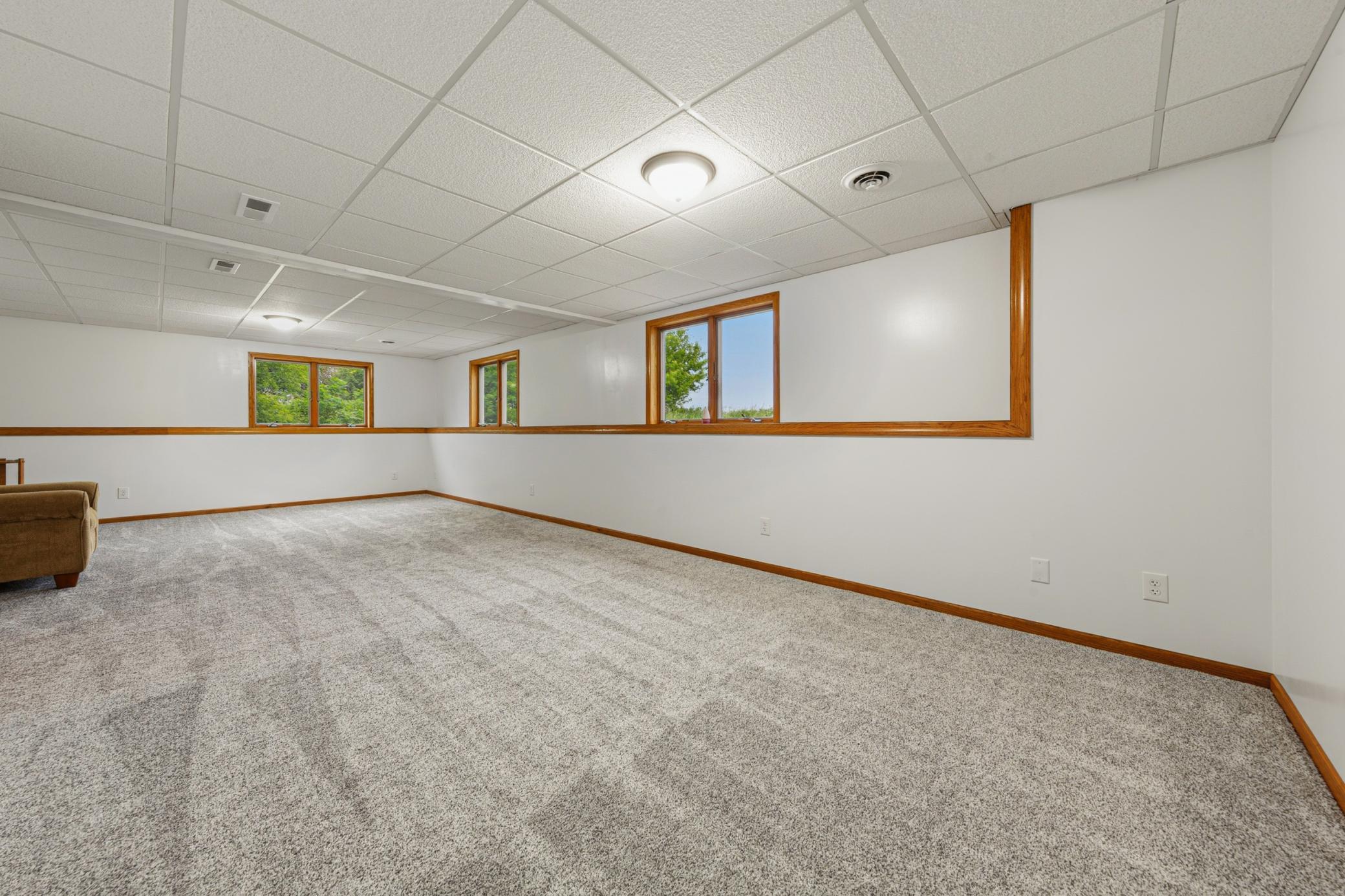1555 Greenleaf Road Property Photo 27