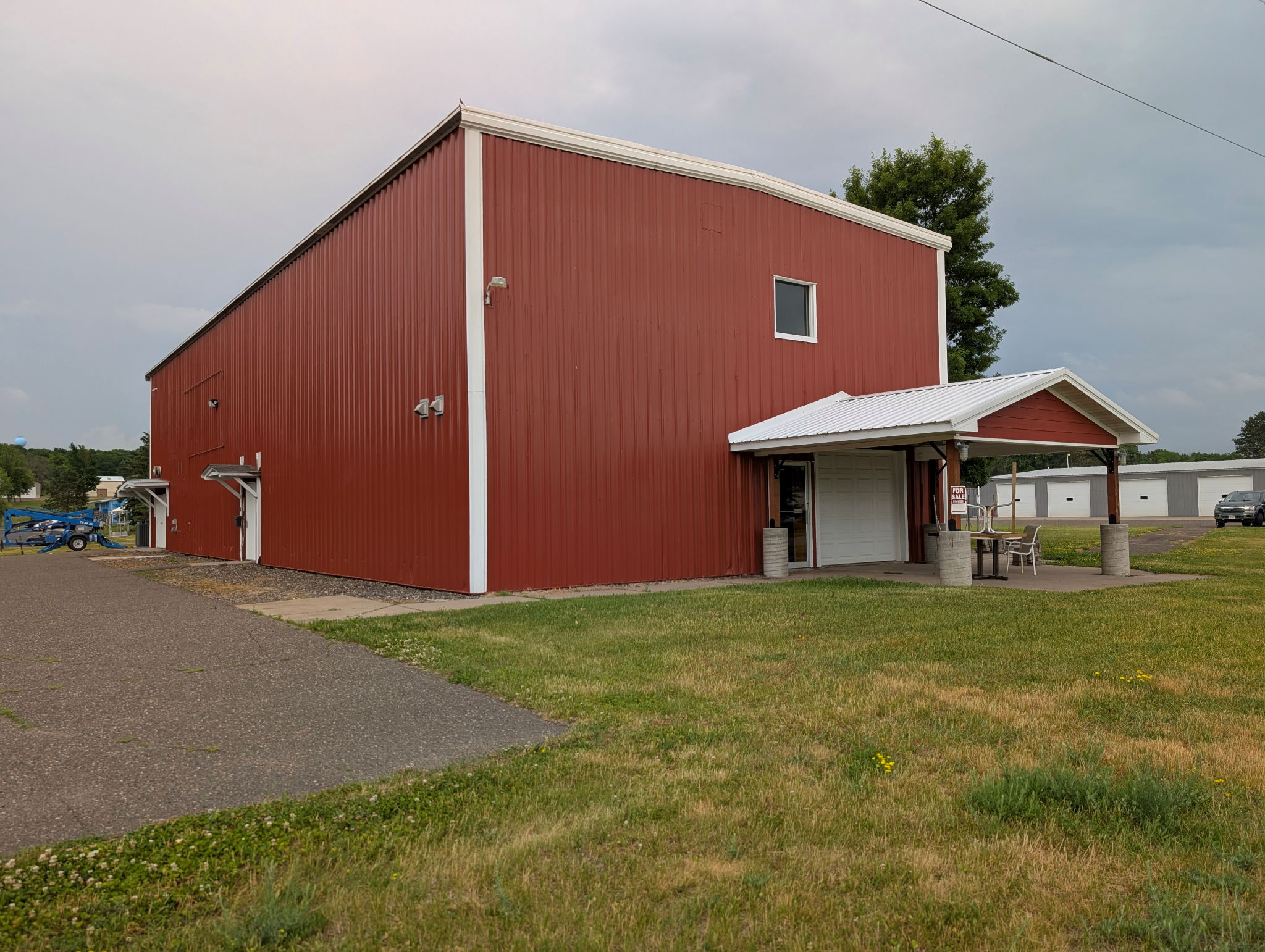 520 S Blanding Woods Road Property Photo 1