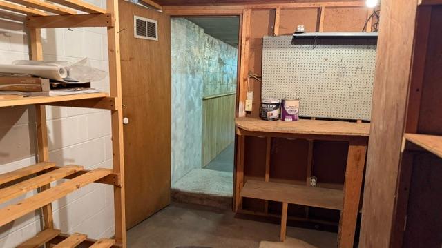 407 Lake Avenue Property Photo 27