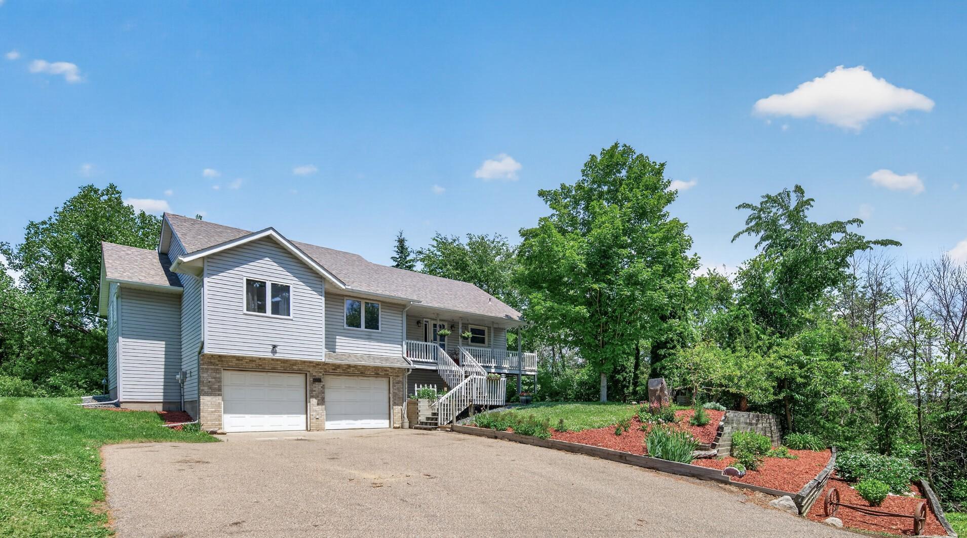 600 Kipp Property Photo 2