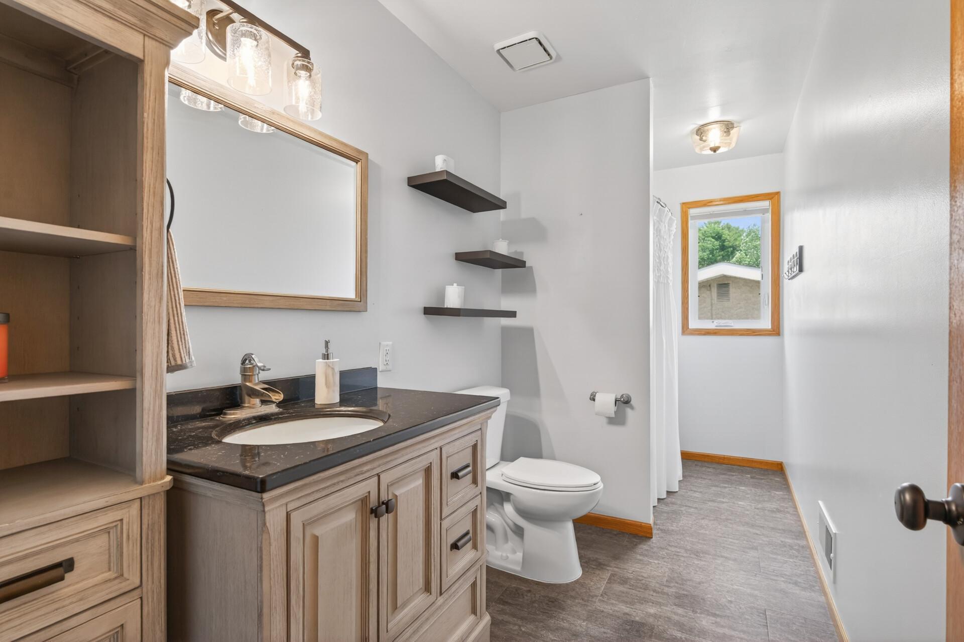 600 Kipp Property Photo 16