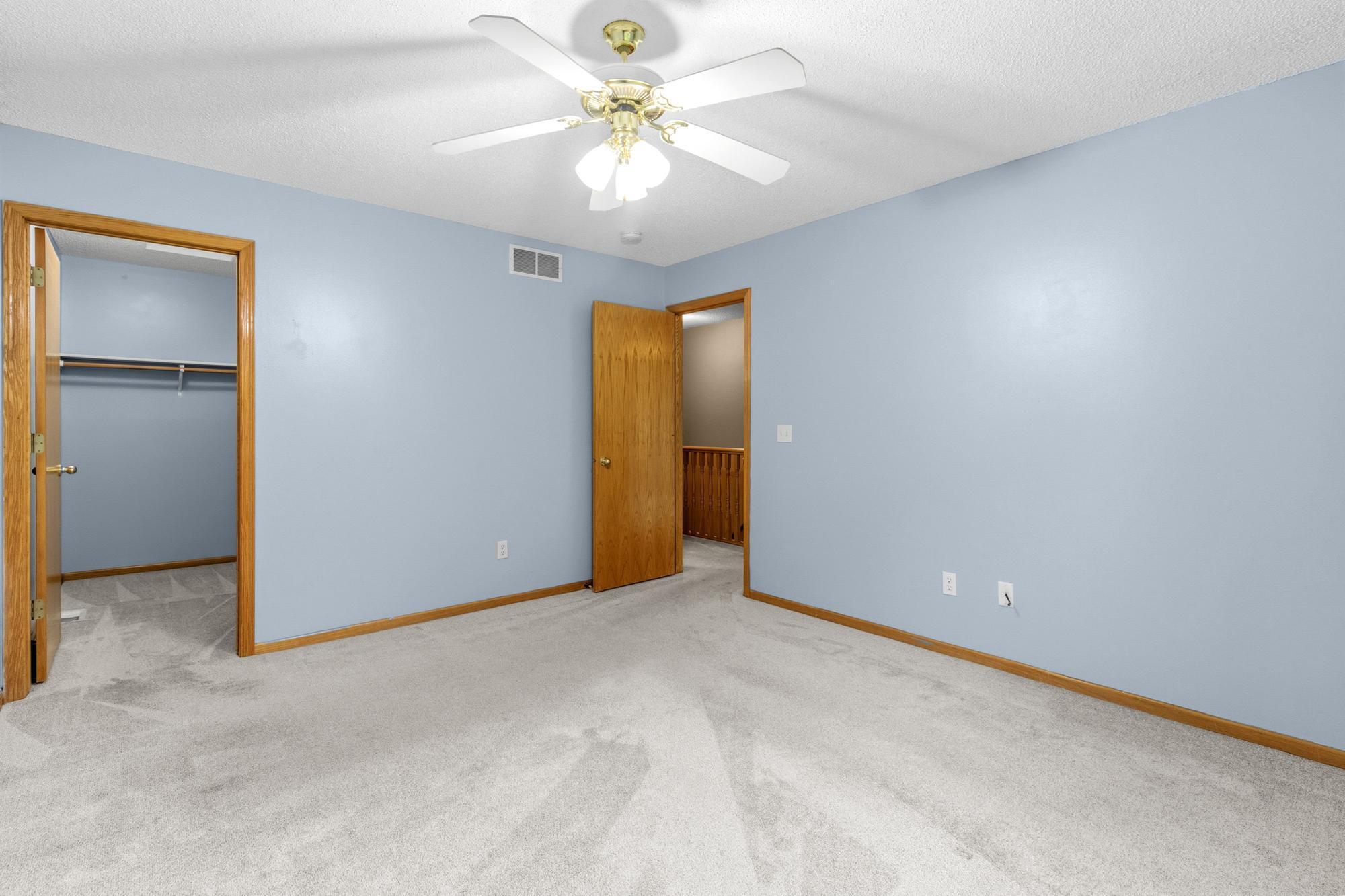 479 Aqua Circle Property Photo 19