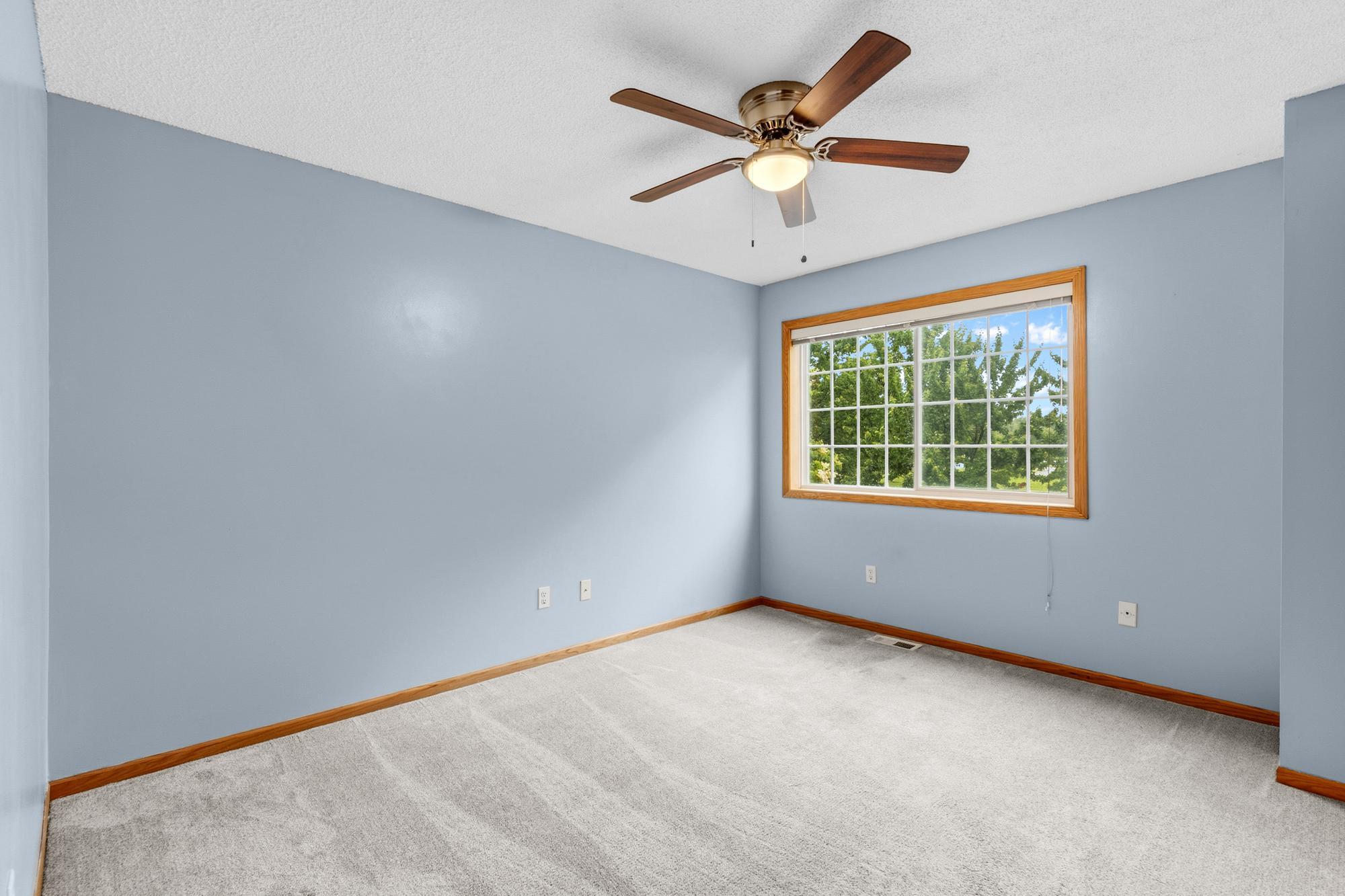 479 Aqua Circle Property Photo 22