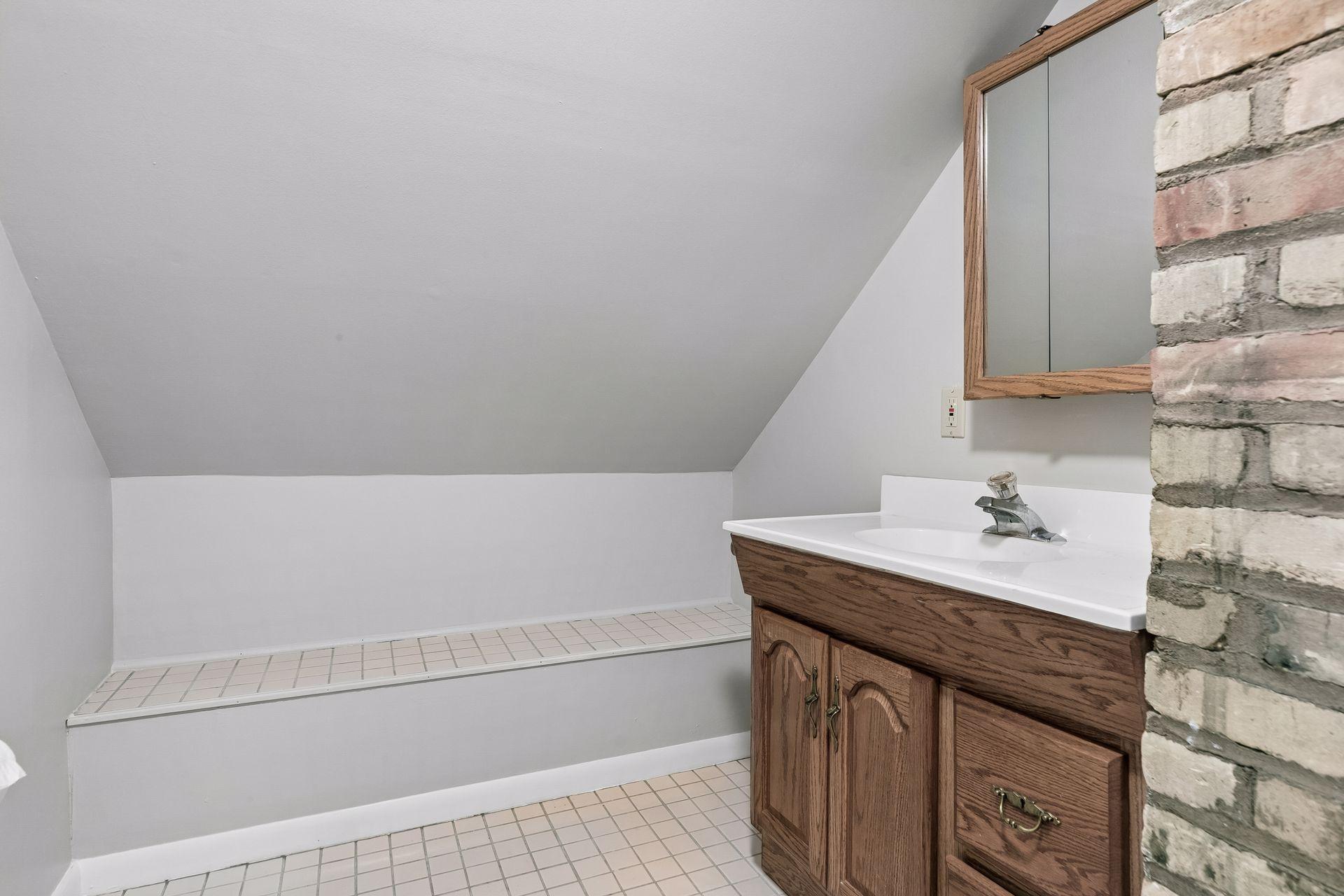 1310 Seminary Avenue Property Photo 29