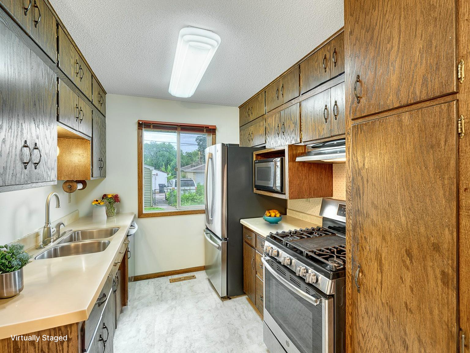 1625 Mclean Avenue Property Photo 6
