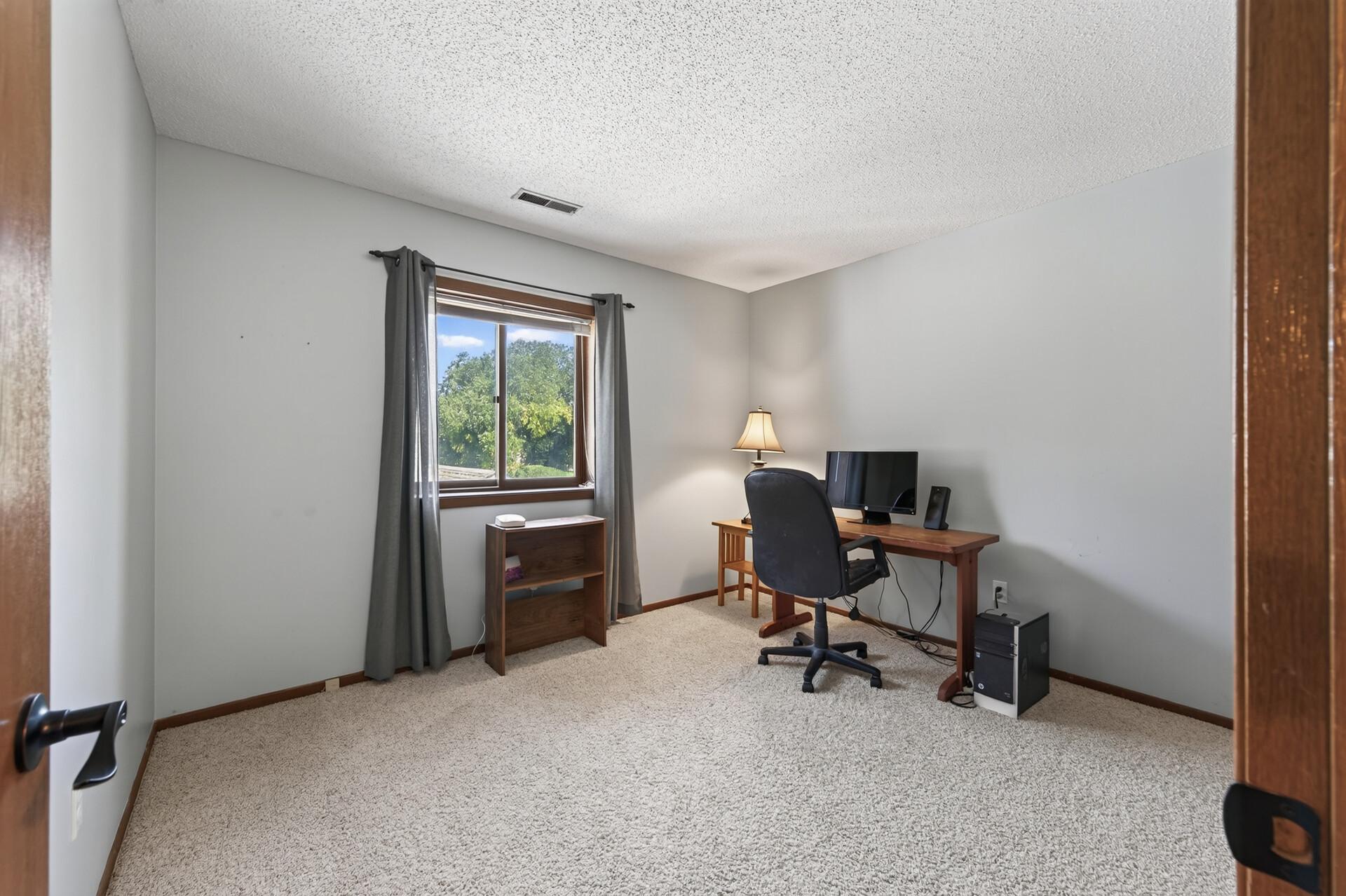 4464 Mccoll Drive Property Photo 17
