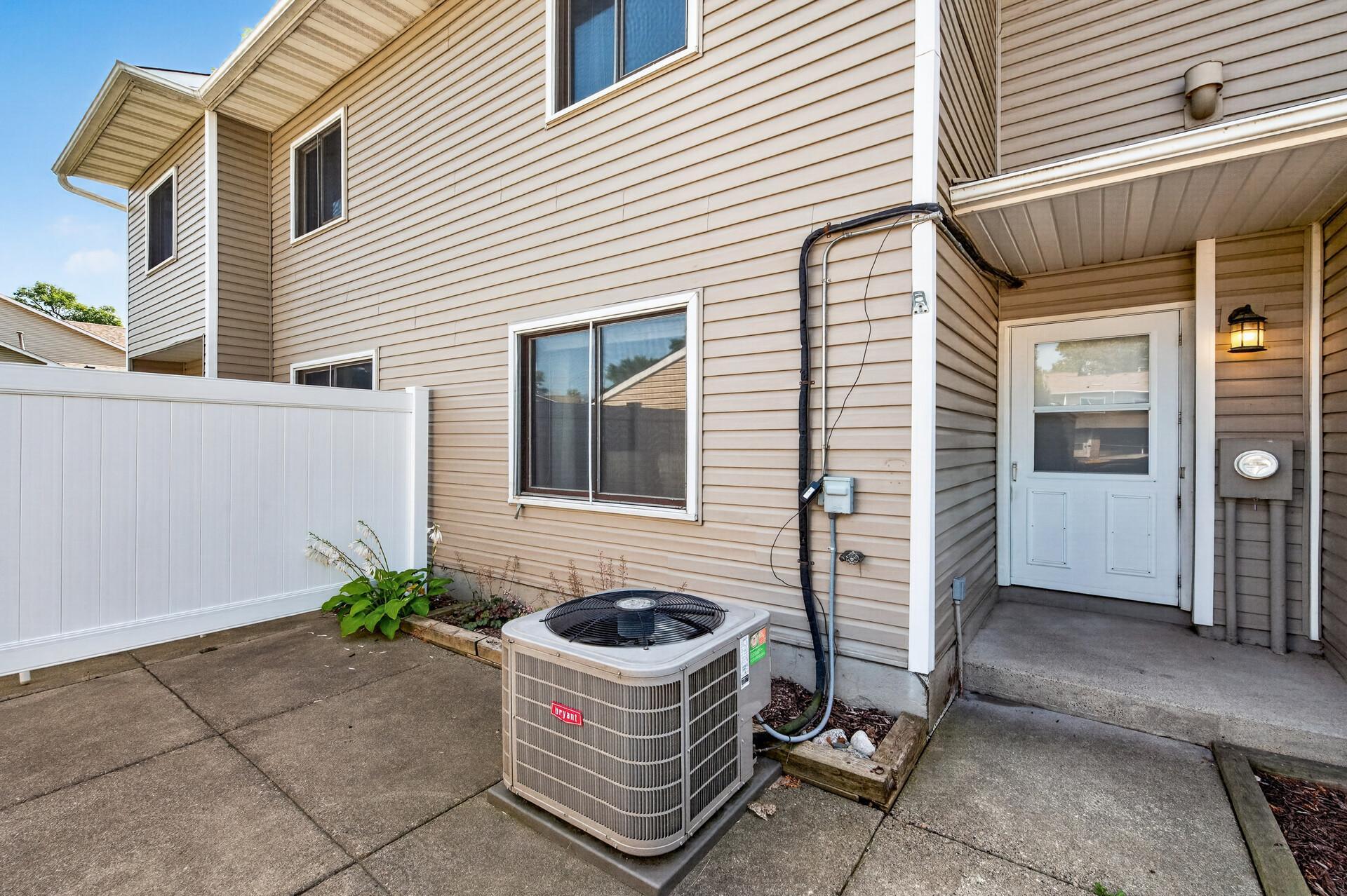 4464 Mccoll Drive Property Photo 21