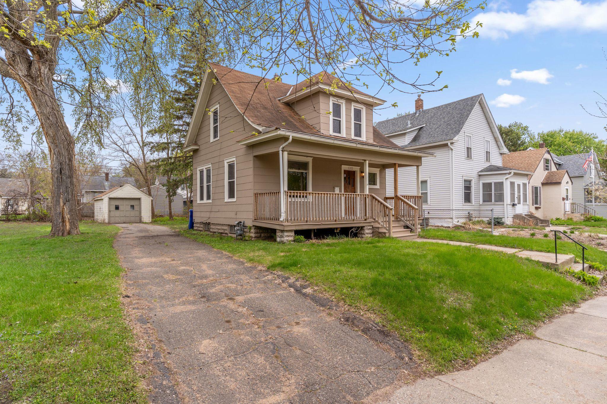 1302 Hewitt Avenue Property Photo 7