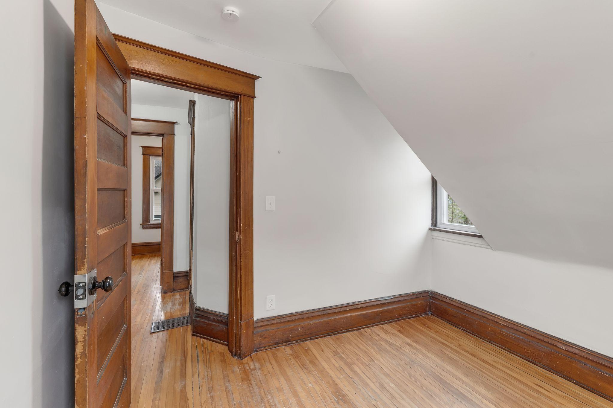 1302 Hewitt Avenue Property Photo 21