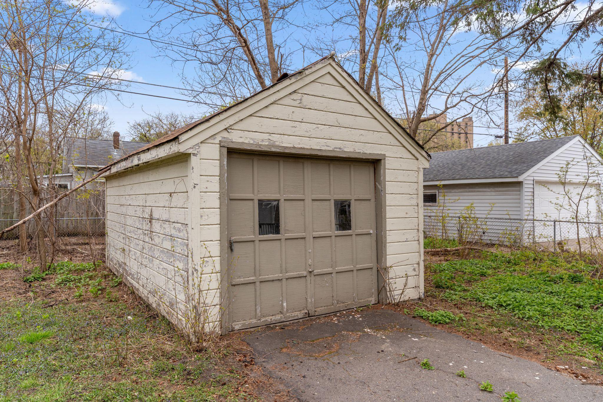 1302 Hewitt Avenue Property Photo 27