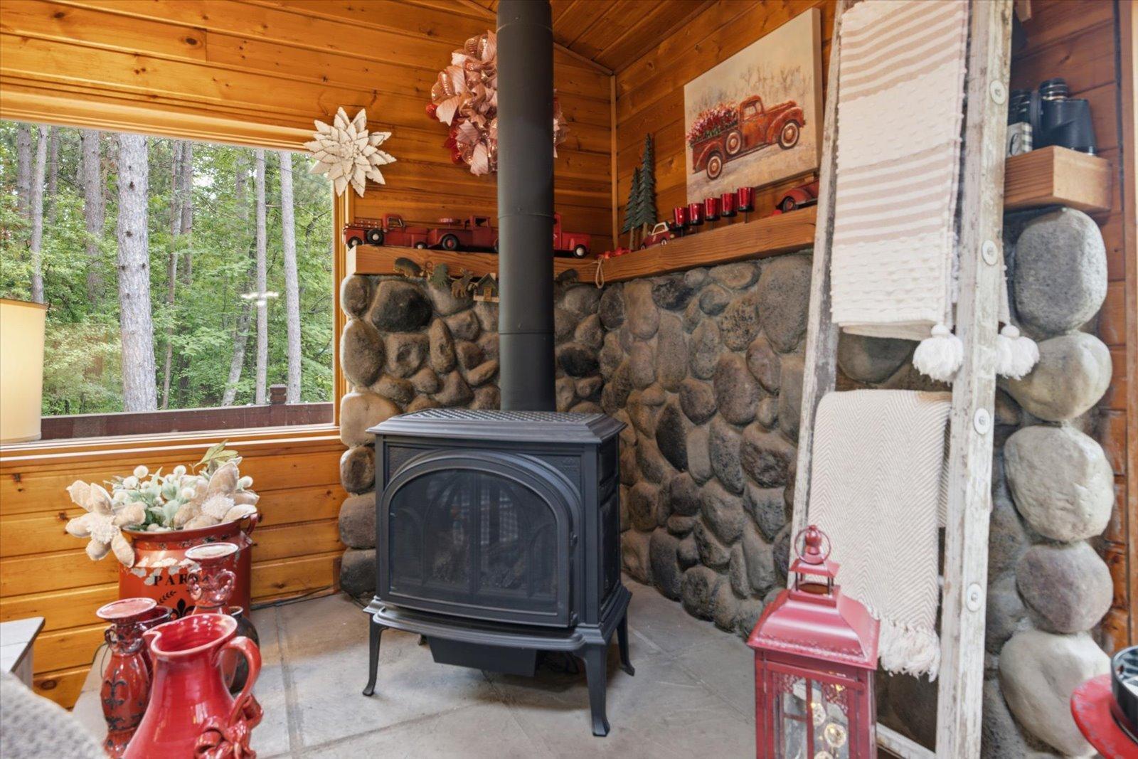 2016 Rice Lake Road Property Photo 16