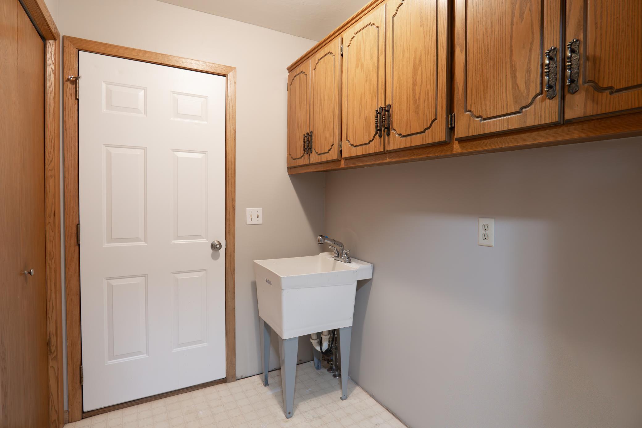 5245 Clayton Drive Property Photo 18