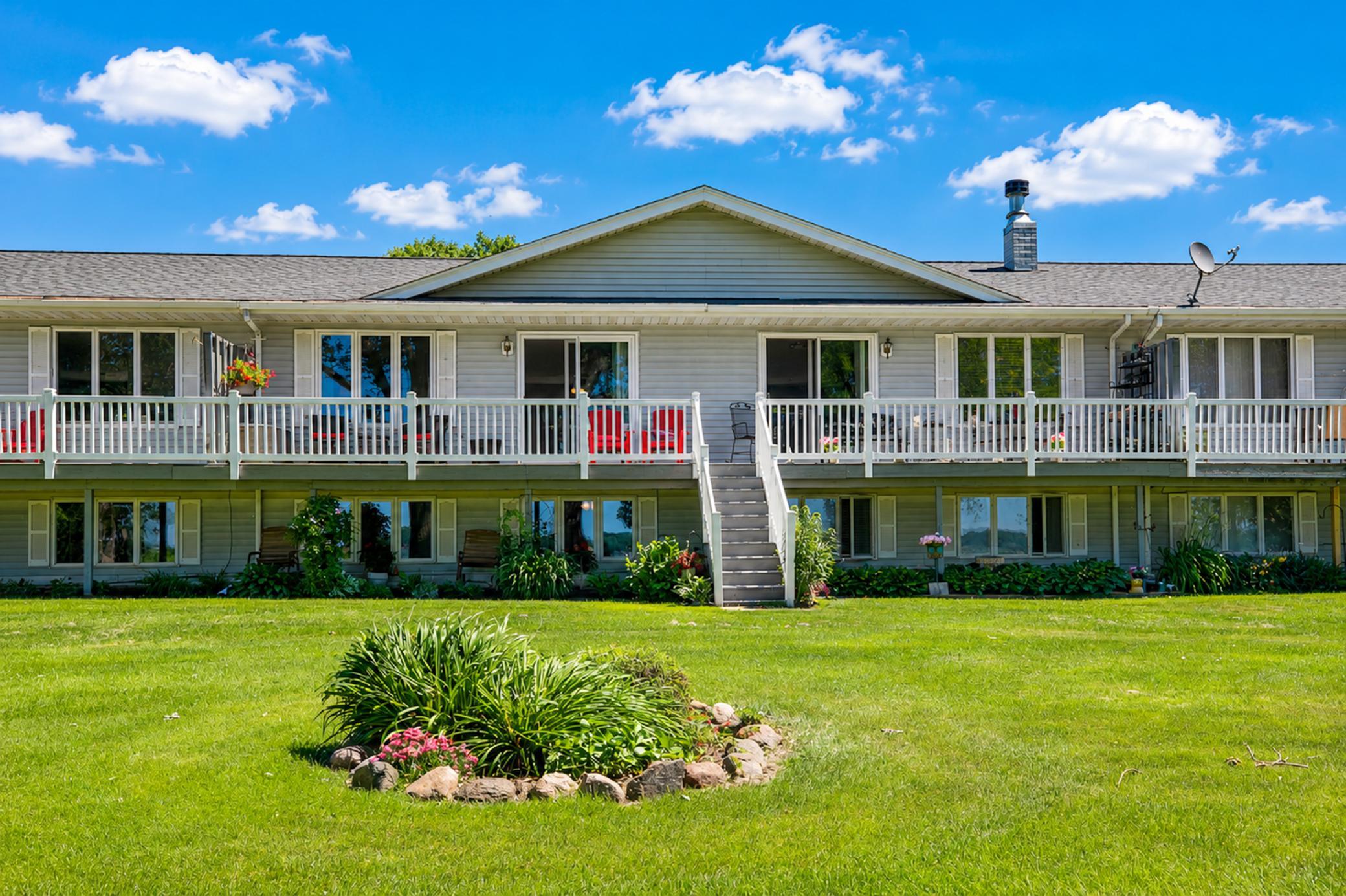14747 Snake Trail Property Photo 4
