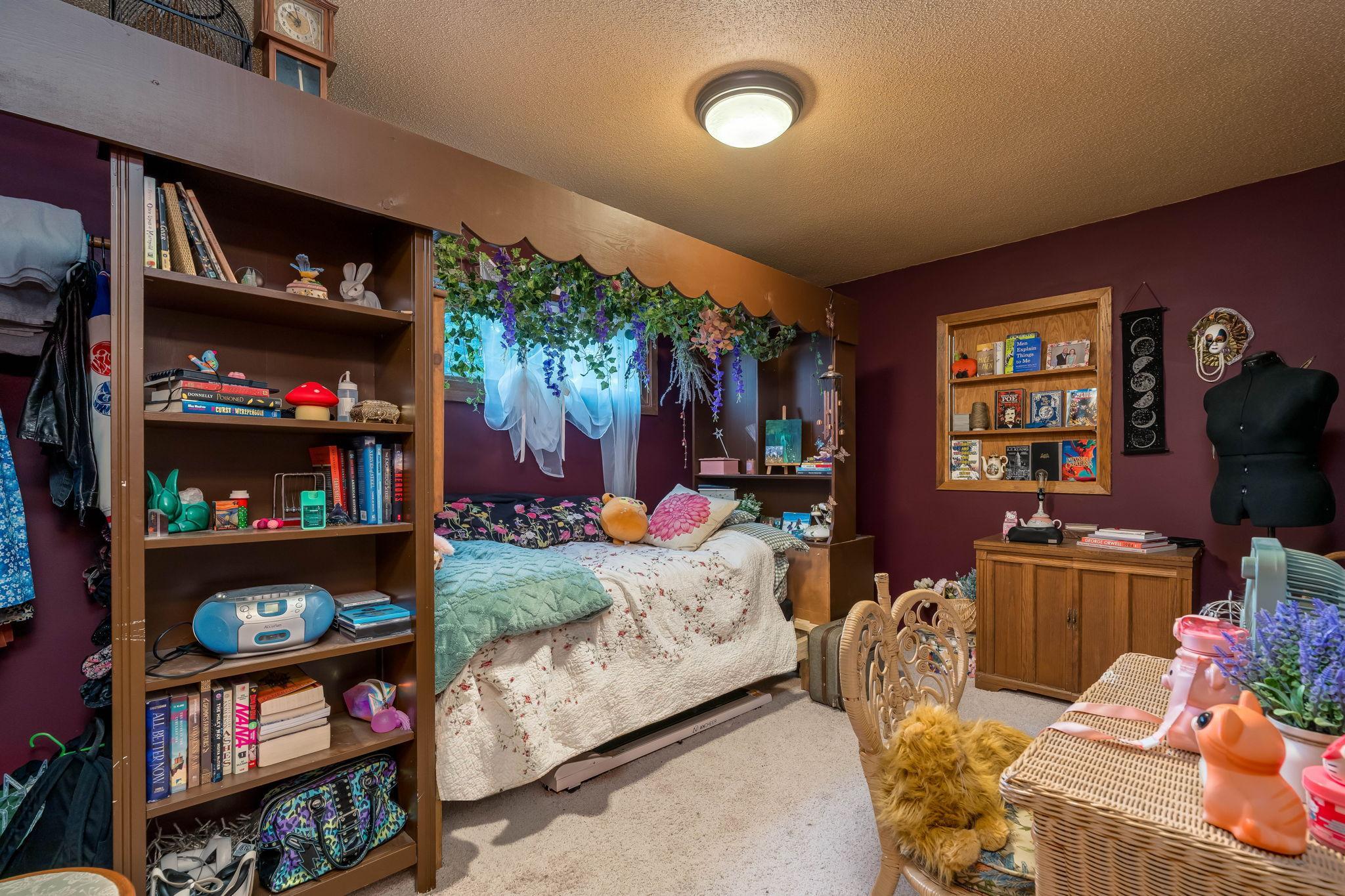 30 Lincoln Lane Property Photo 23