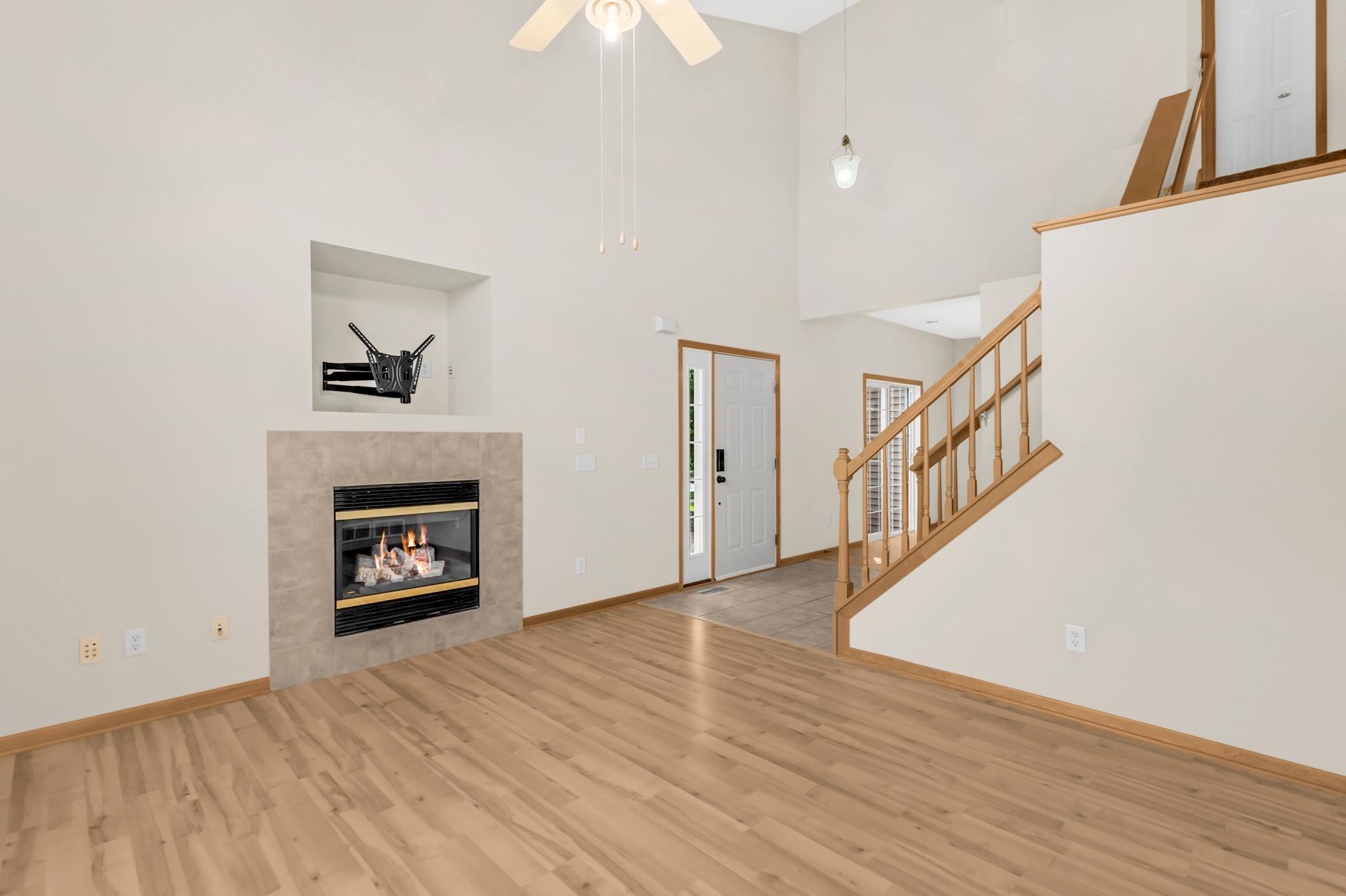 17770 Elm Road N Property Photo 5