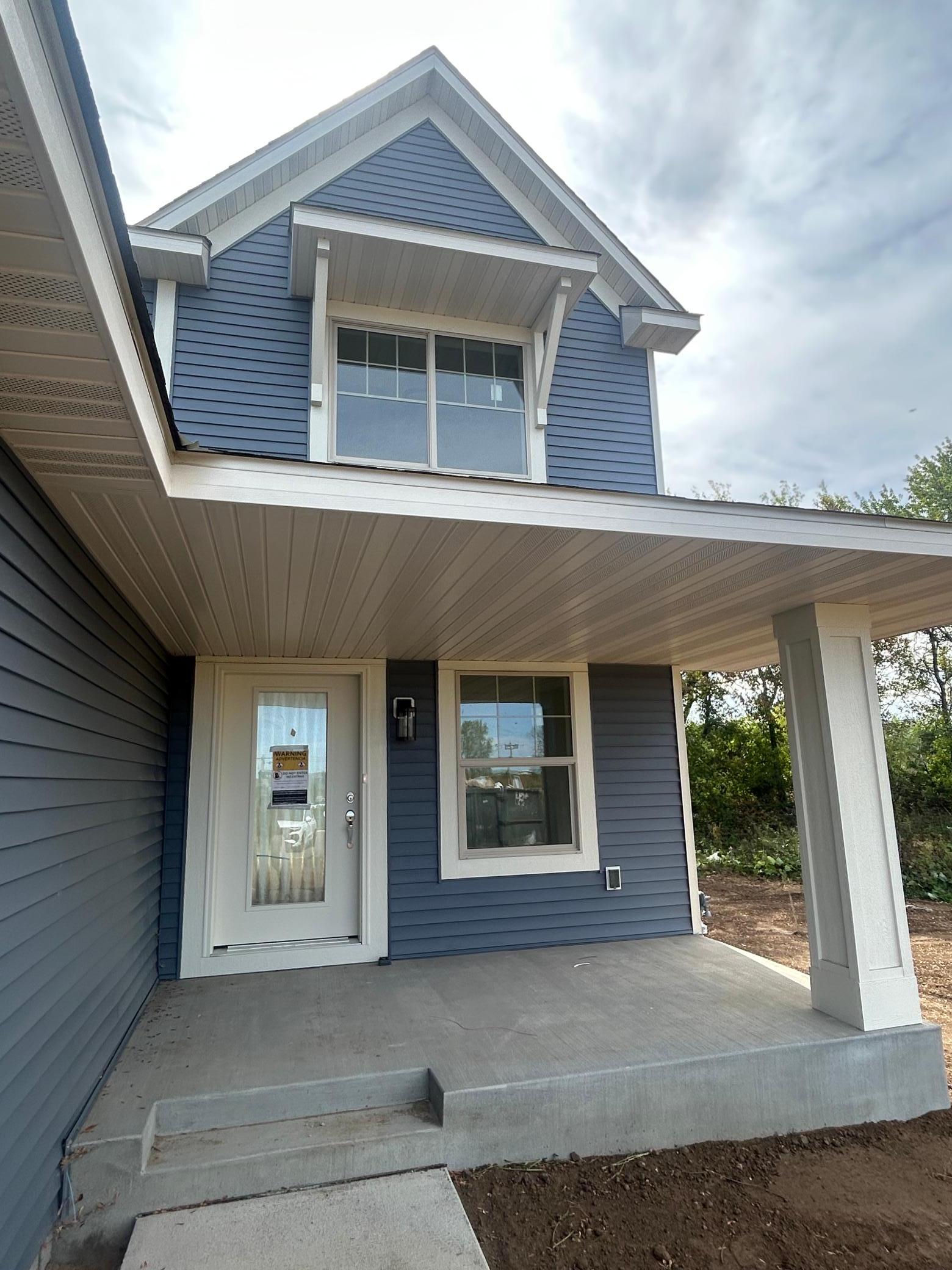 1320 136th Circle E Property Photo 2